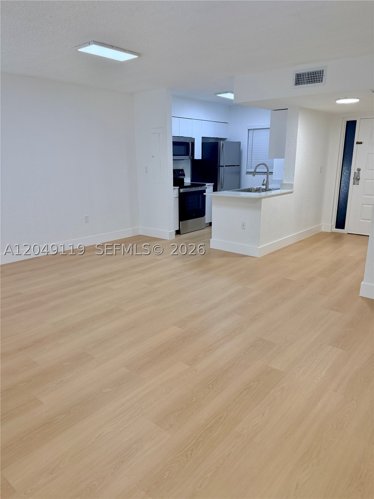 LAKEVIEW CLUB CONDO - Residential