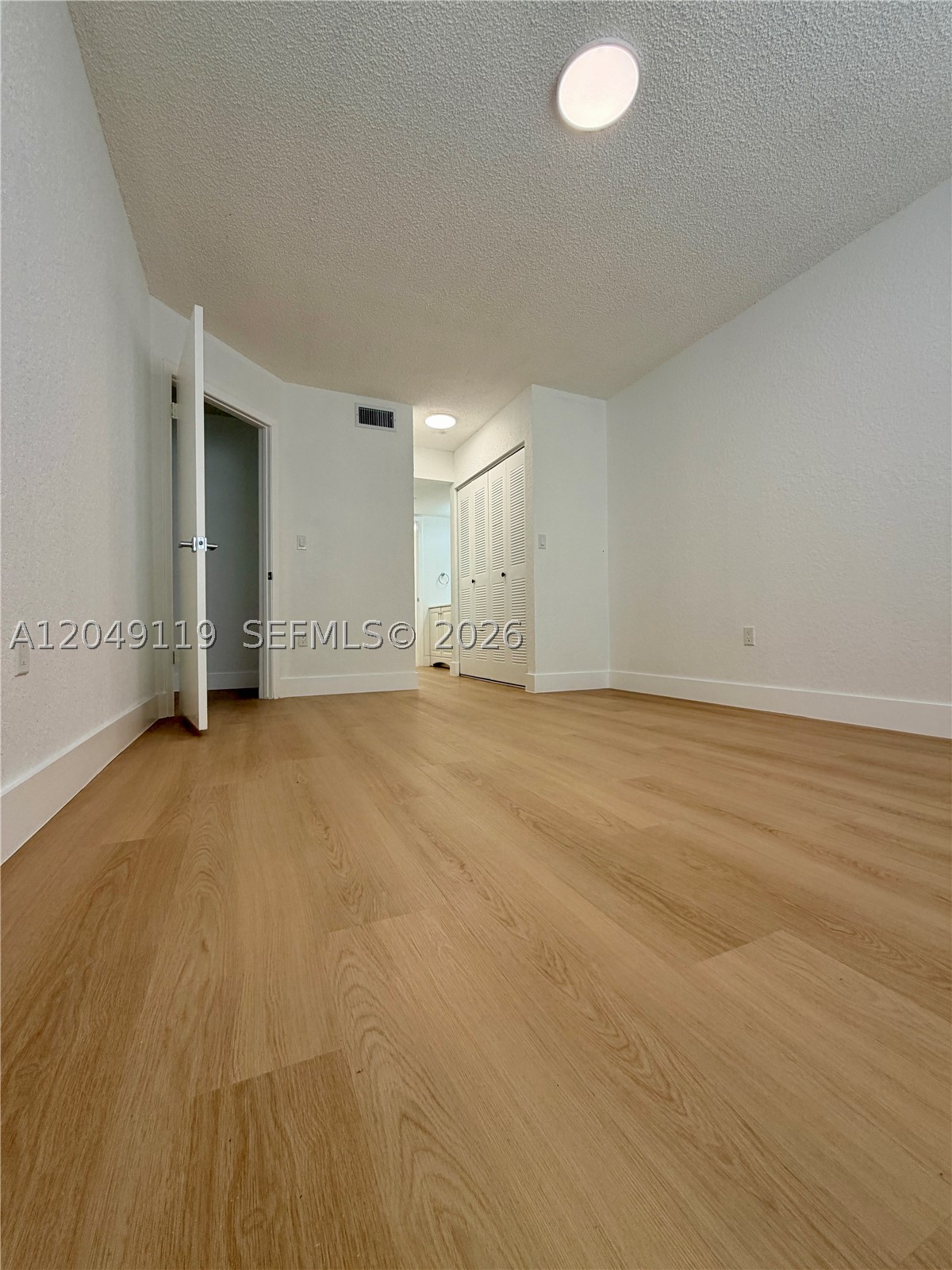LAKEVIEW CLUB CONDO - Residential