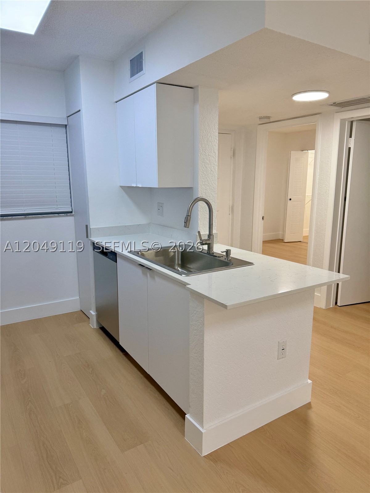 LAKEVIEW CLUB CONDO - Residential