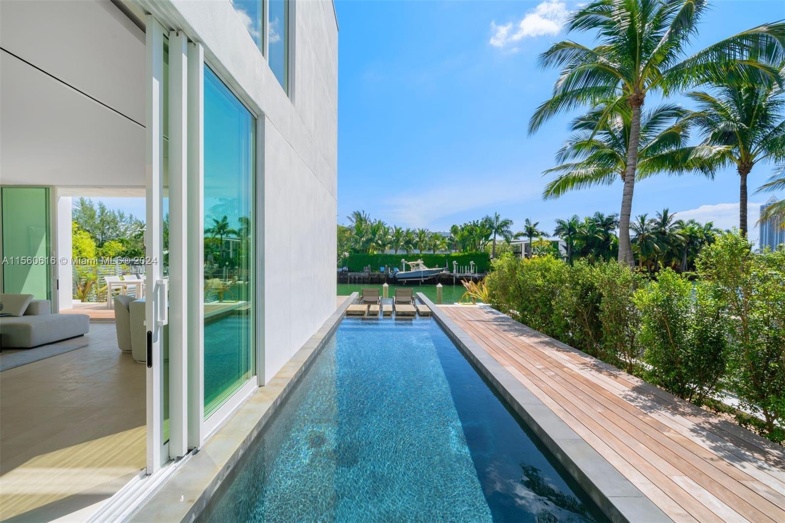 The Ritz Carlton Residence - Residential Lease