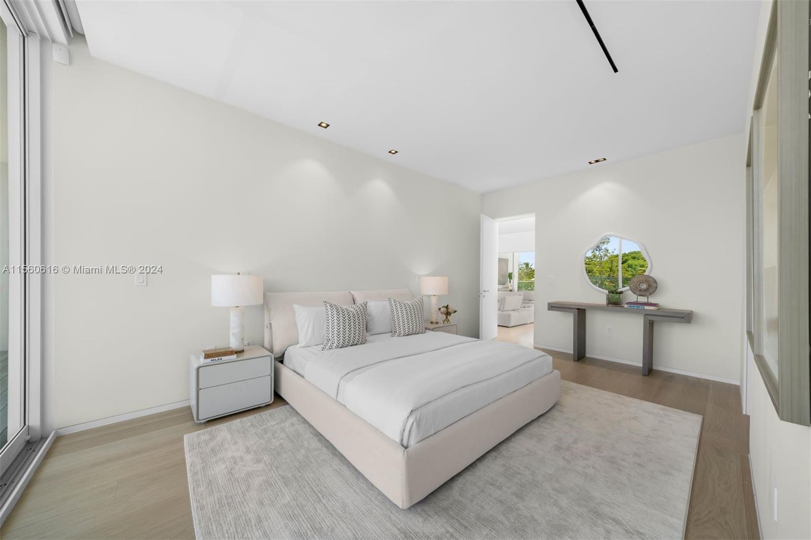 The Ritz Carlton Residence - Residential Lease