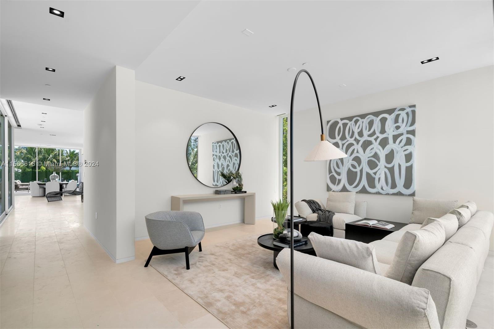 The Ritz Carlton Residence - Residential Lease