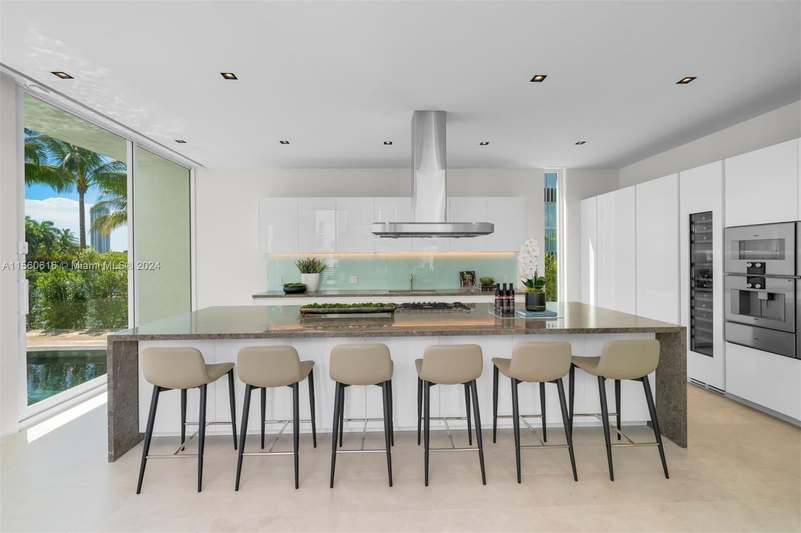 The Ritz Carlton Residence - Residential Lease