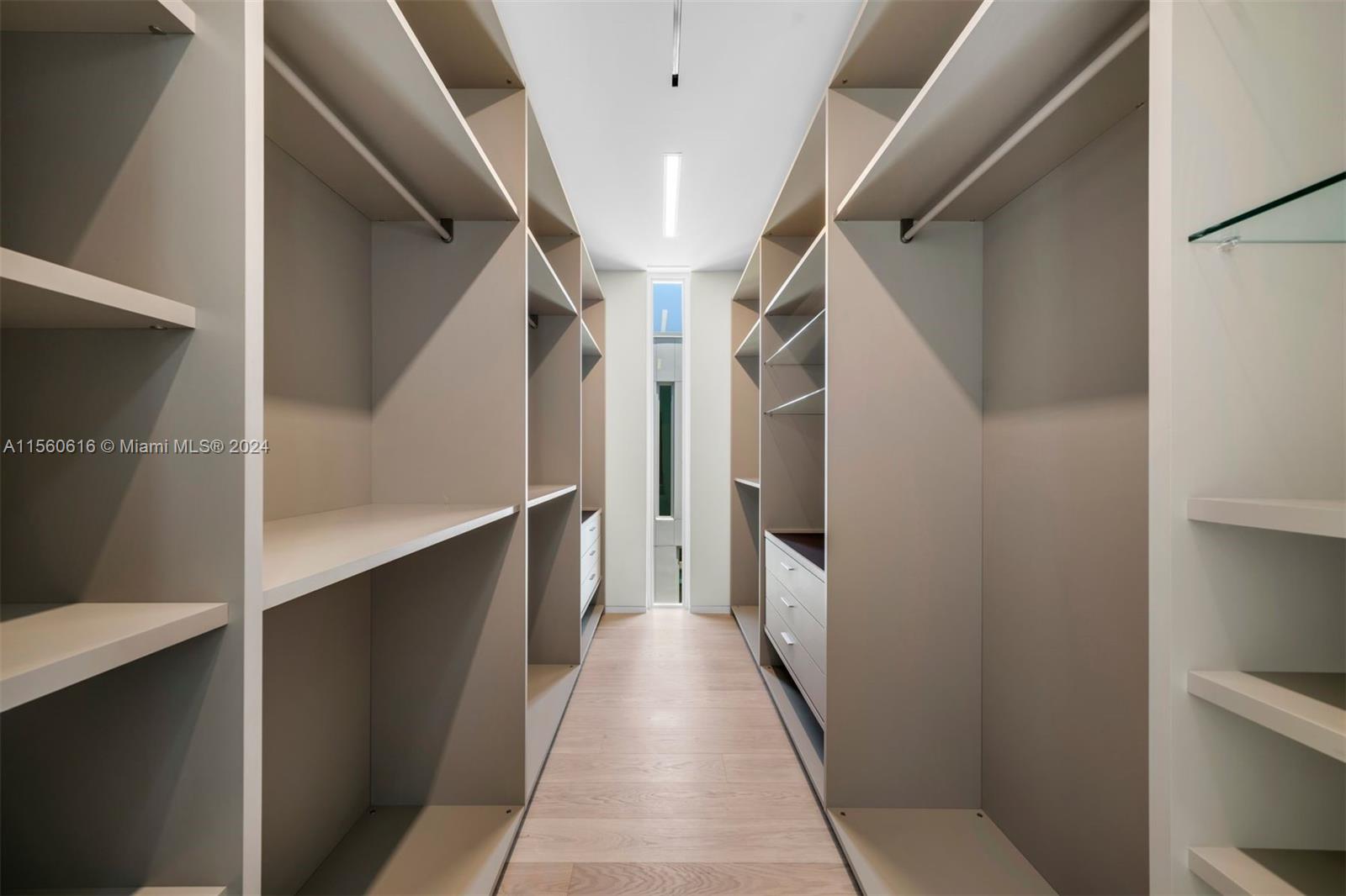 The Ritz Carlton Residence - Residential Lease
