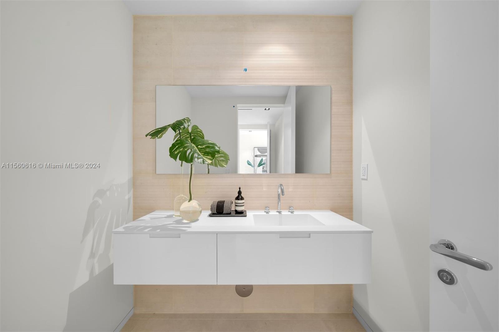The Ritz Carlton Residence - Residential Lease