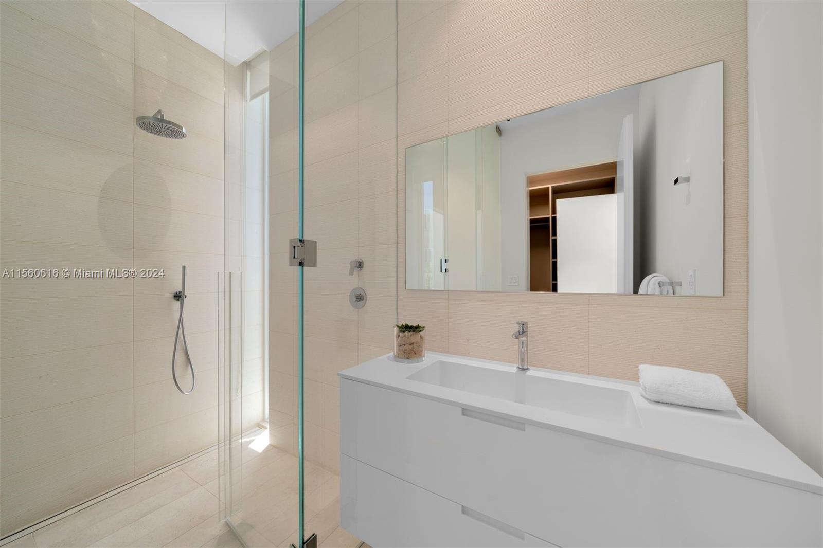 The Ritz Carlton Residence - Residential Lease