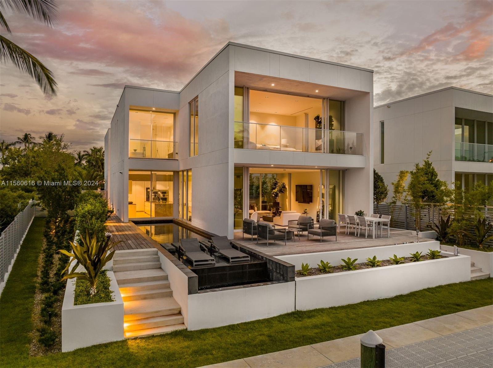 The Ritz Carlton Residence - Residential Lease