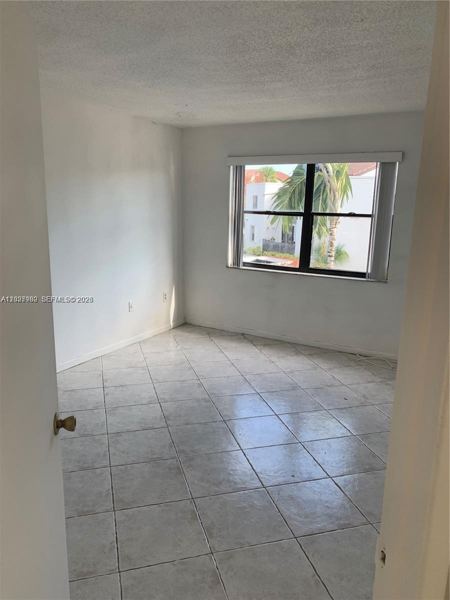 BLEAU FONTAINE CONDO #ONE - Residential Lease