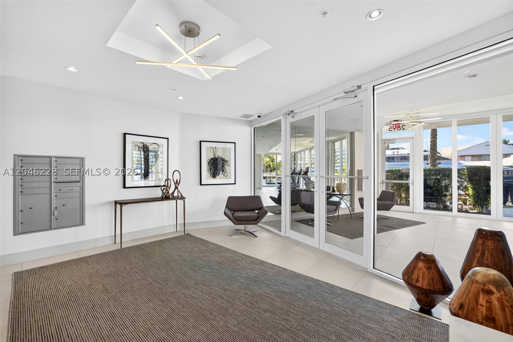 33 INTRACOASTAL CONDOMINI - Residential