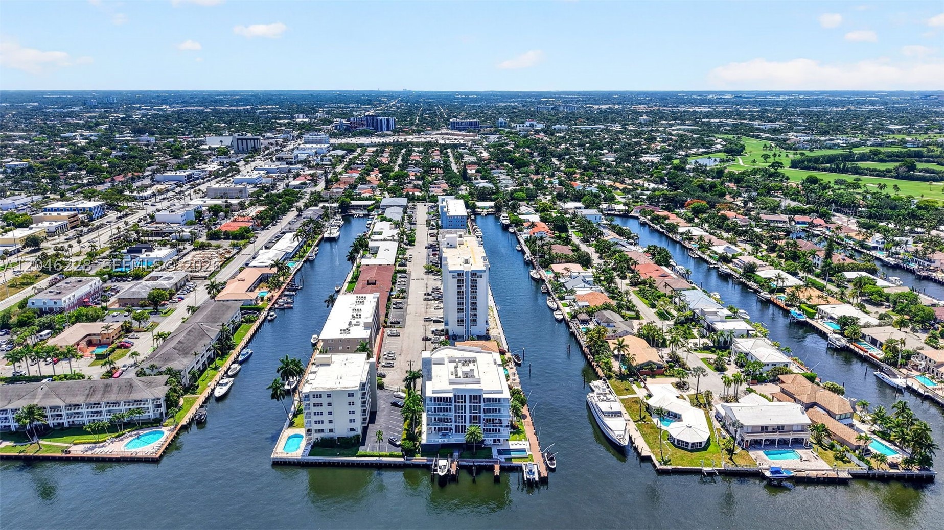 33 INTRACOASTAL CONDOMINI - Residential