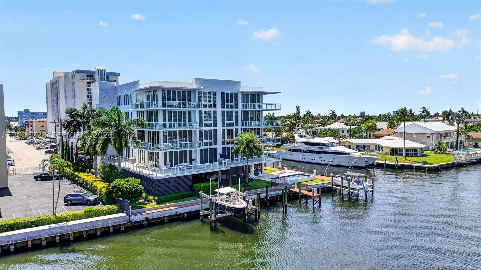 33 INTRACOASTAL CONDOMINI - Residential