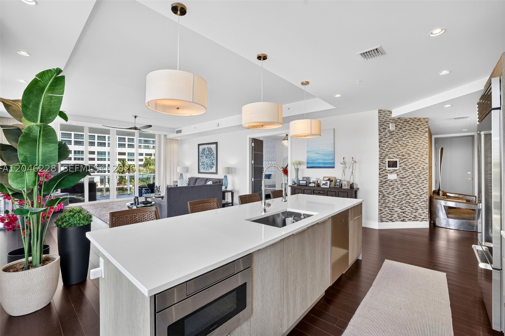 33 INTRACOASTAL CONDOMINI - Residential