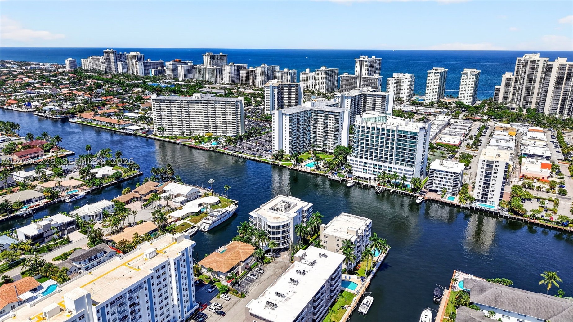 33 INTRACOASTAL CONDOMINI - Residential