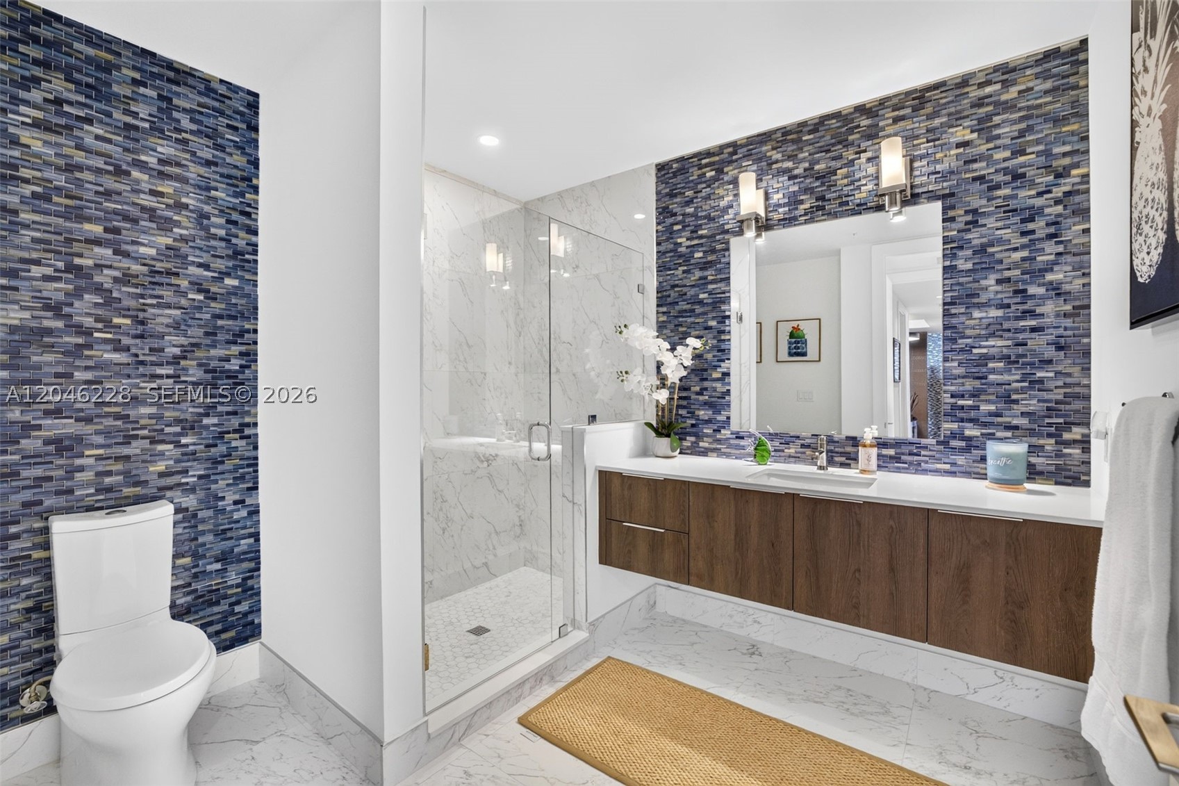 33 INTRACOASTAL CONDOMINI - Residential