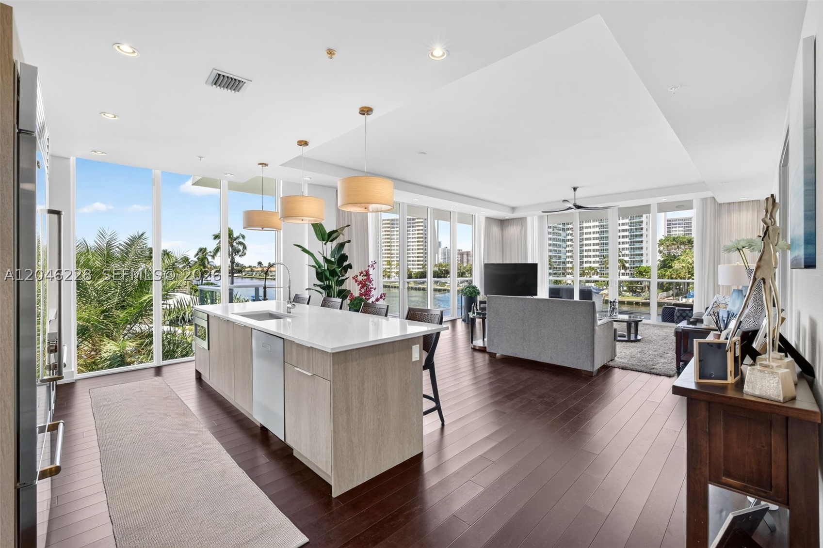 33 INTRACOASTAL CONDOMINI - Residential