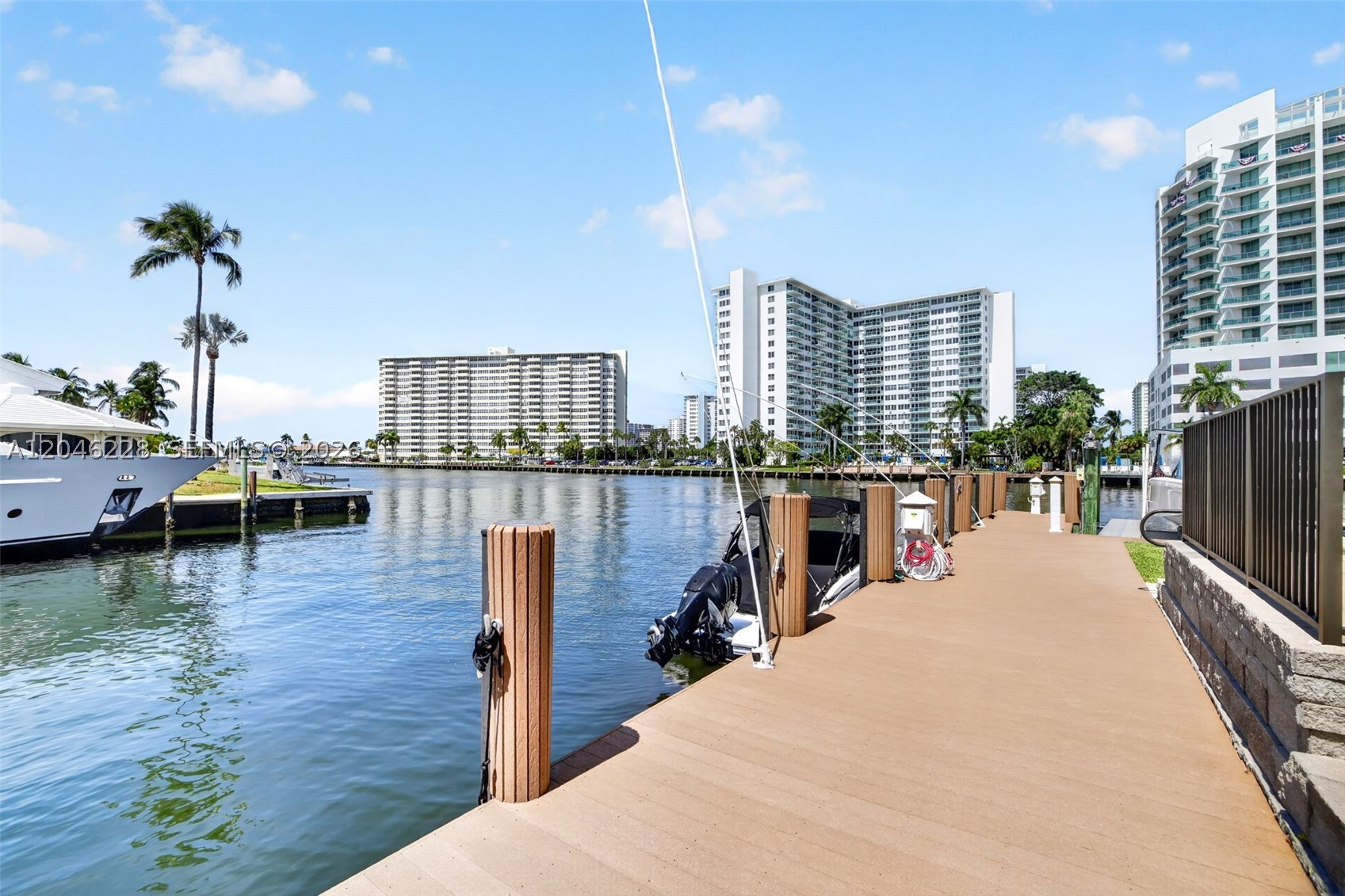 33 INTRACOASTAL CONDOMINI - Residential