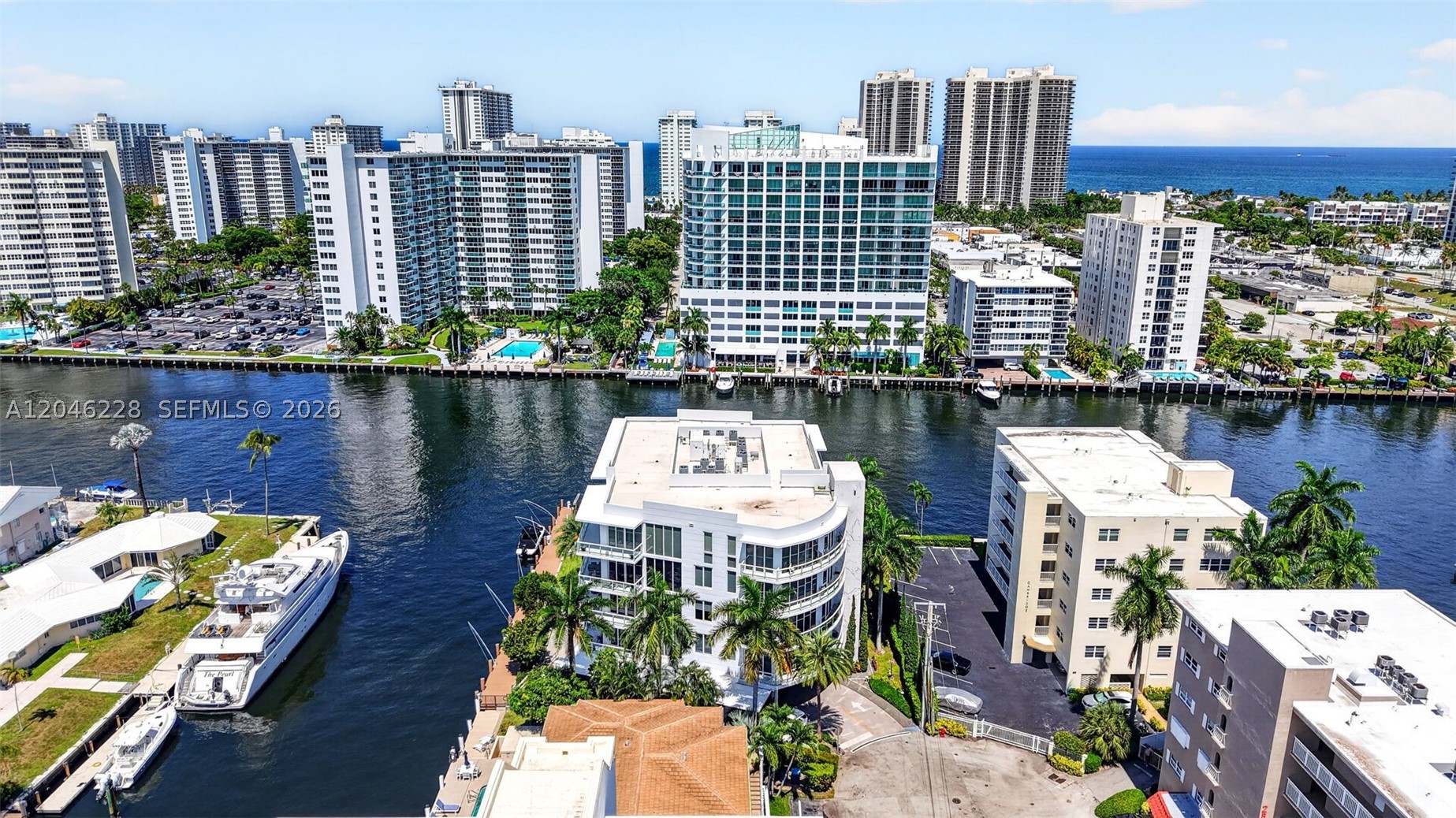 33 INTRACOASTAL CONDOMINI - Residential