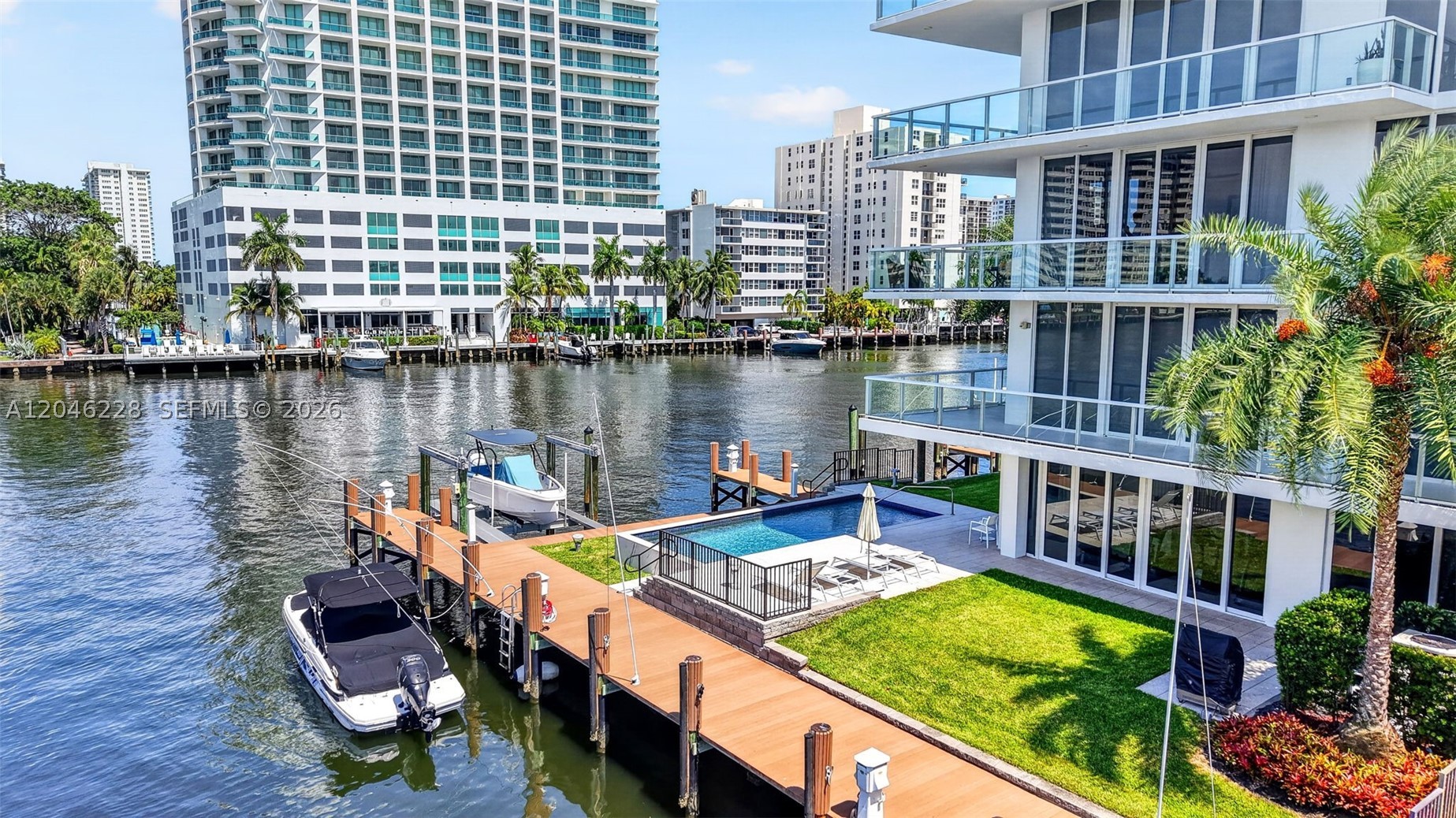 33 INTRACOASTAL CONDOMINI - Residential