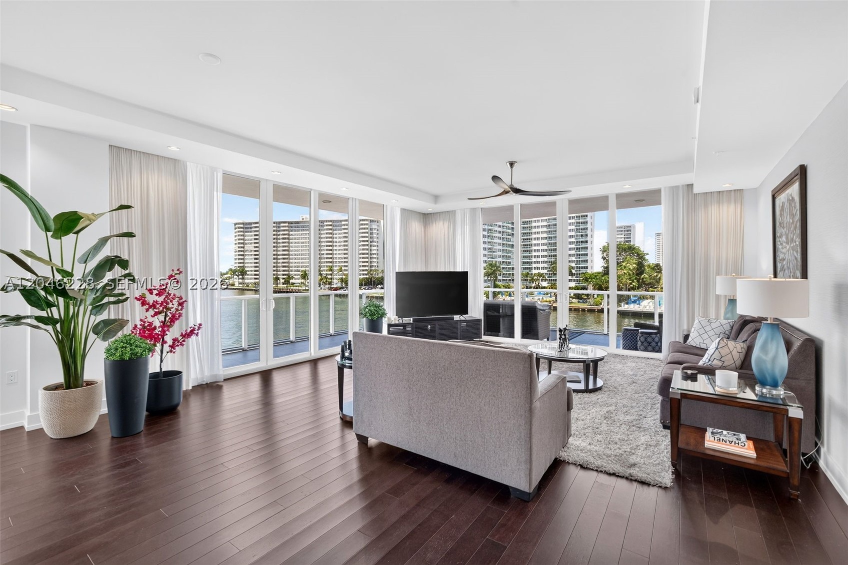 33 INTRACOASTAL CONDOMINI - Residential