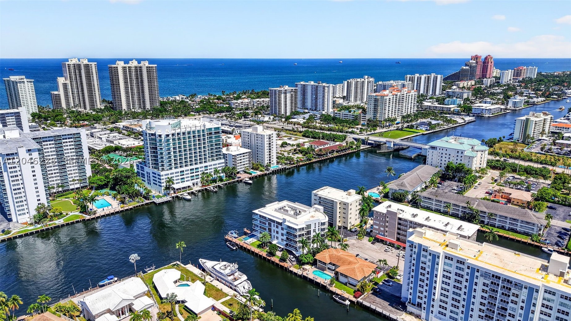 33 INTRACOASTAL CONDOMINI - Residential