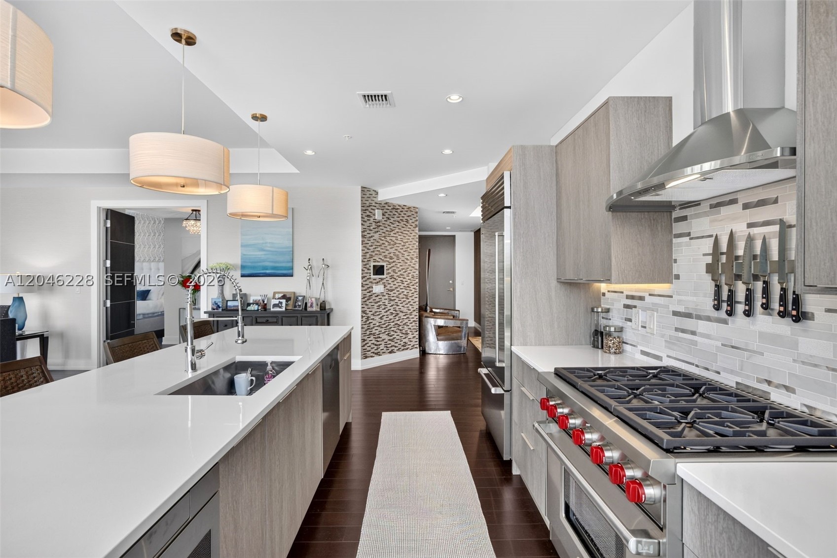 33 INTRACOASTAL CONDOMINI - Residential