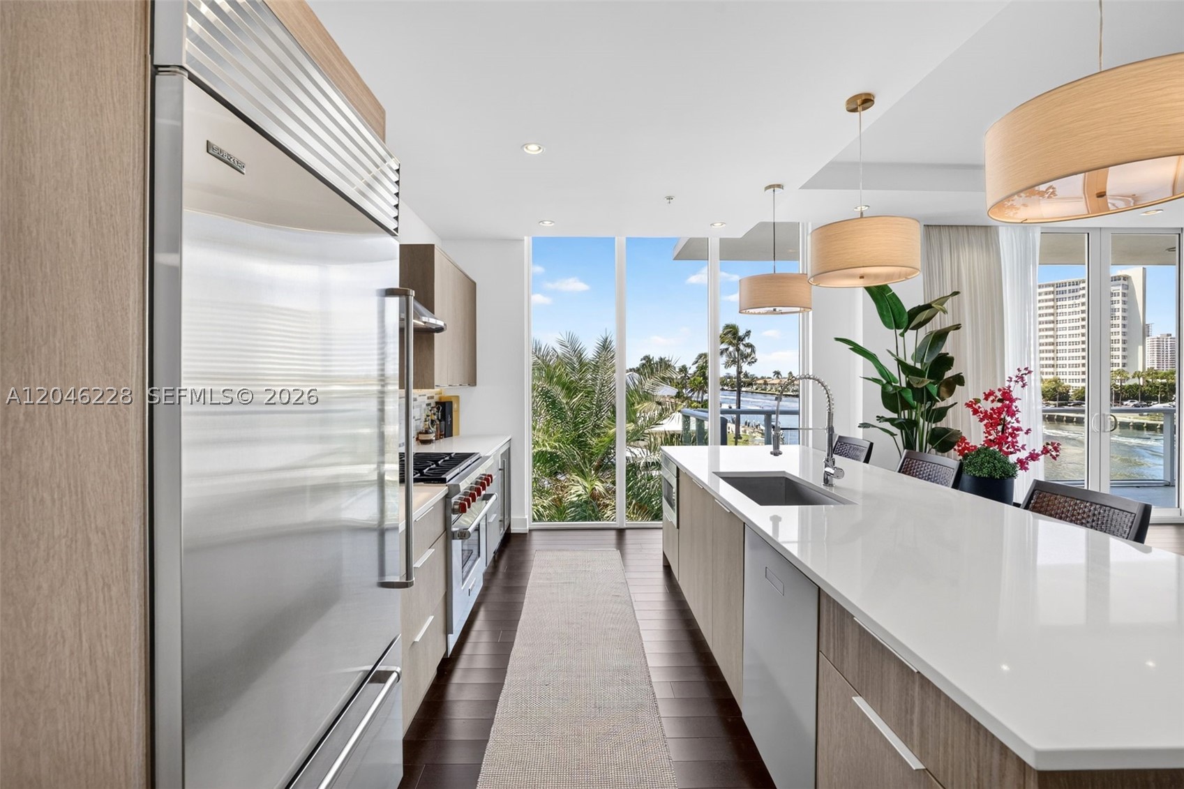 33 INTRACOASTAL CONDOMINI - Residential