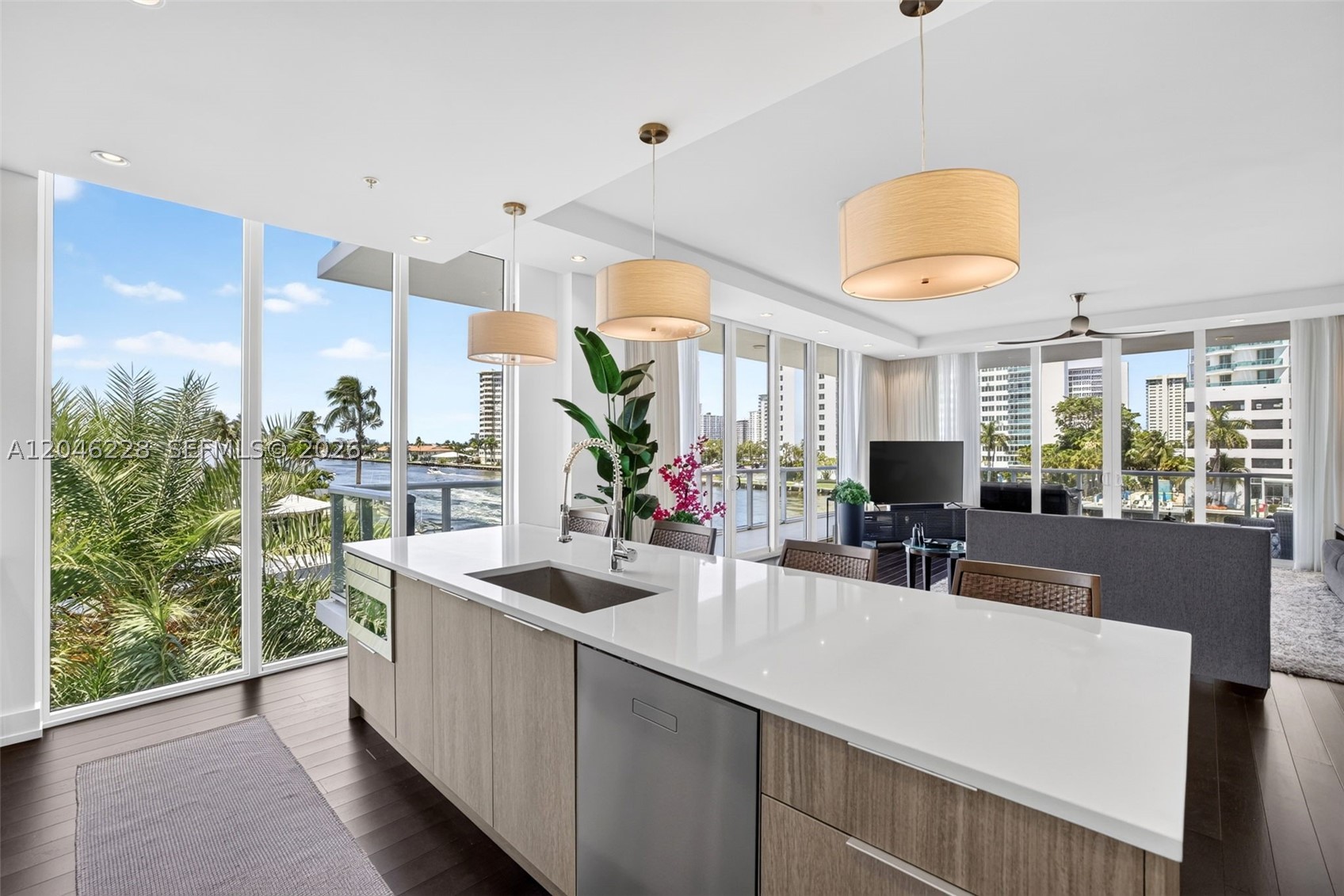 33 INTRACOASTAL CONDOMINI - Residential