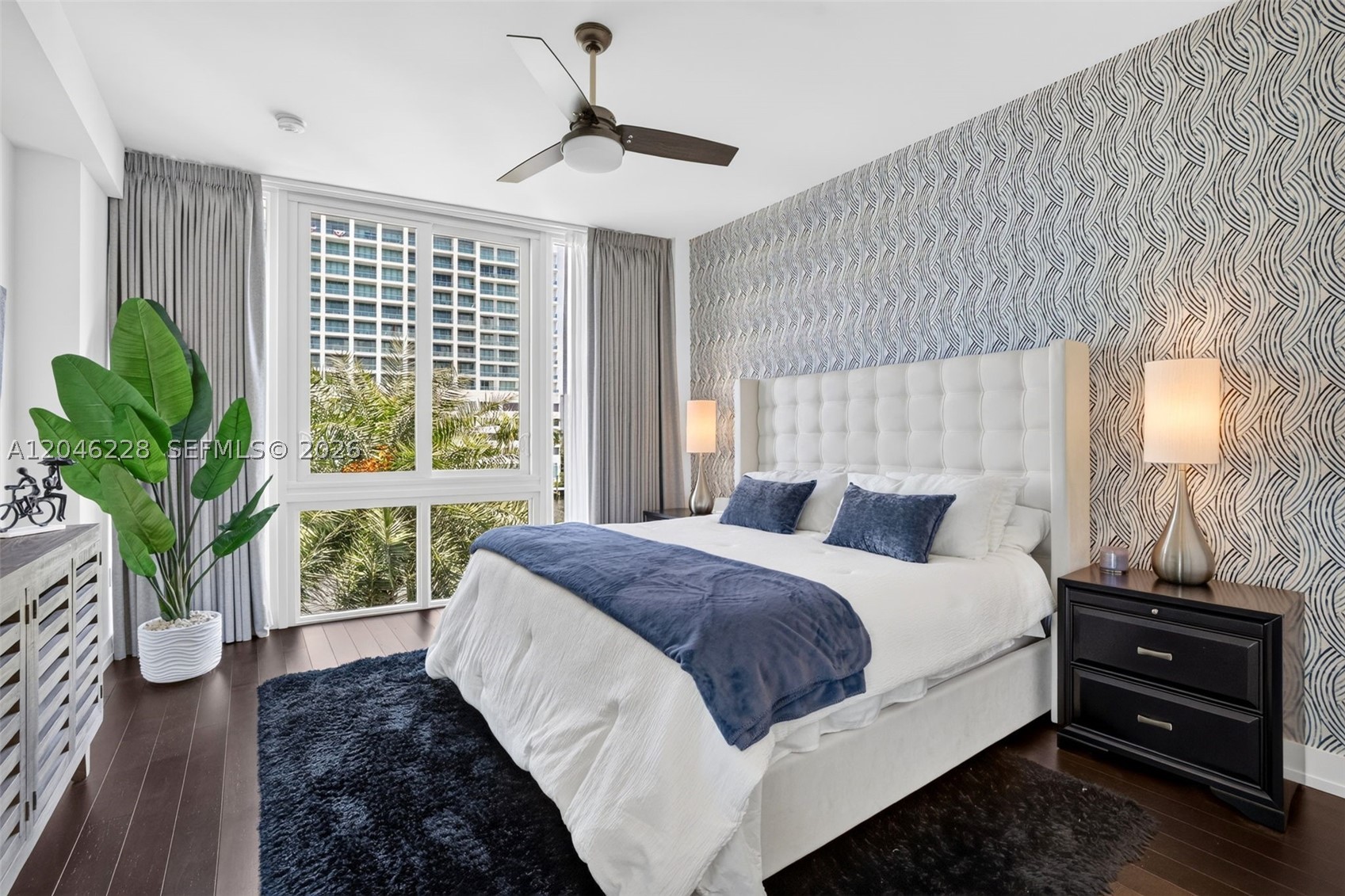 33 INTRACOASTAL CONDOMINI - Residential