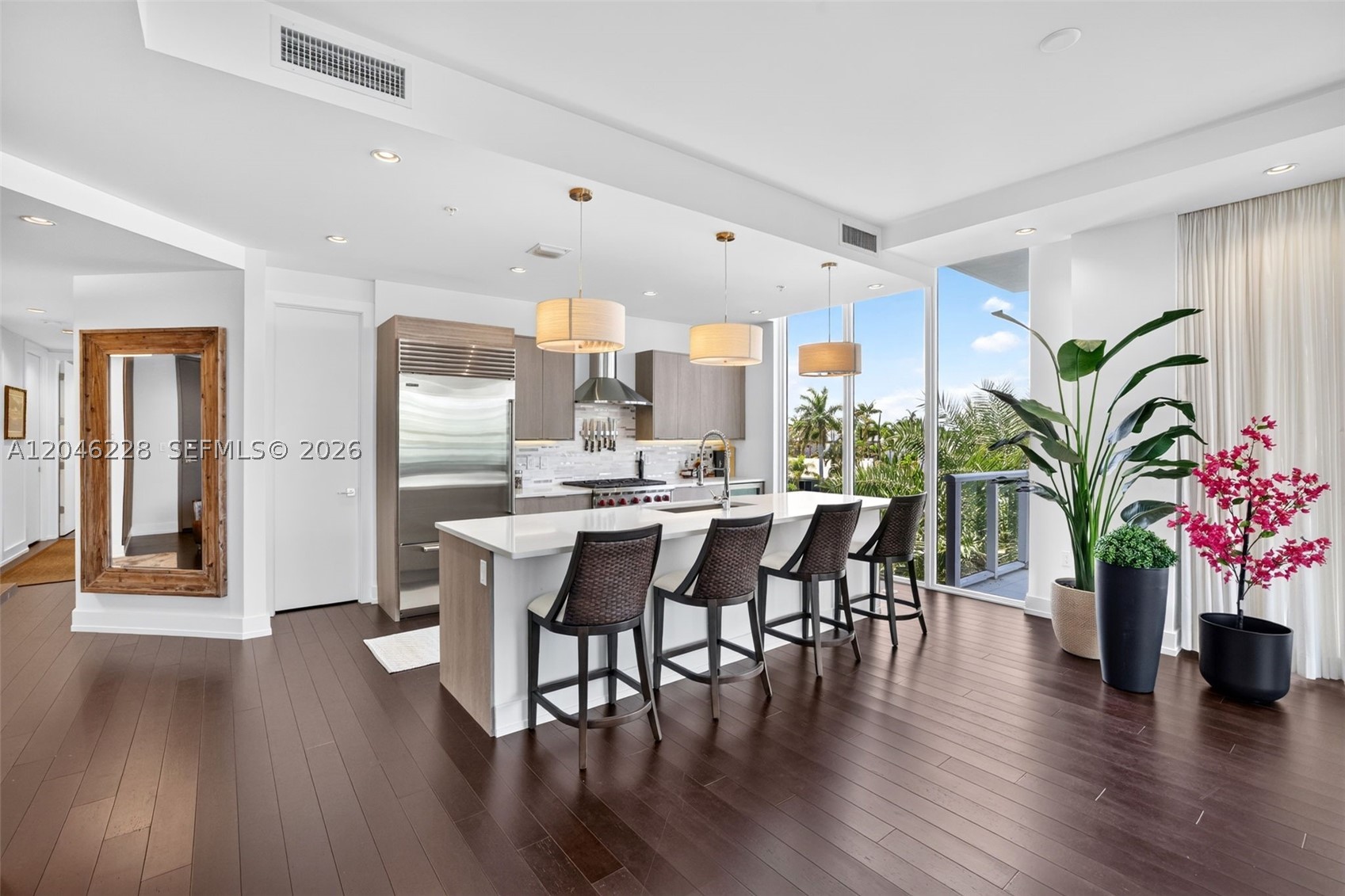 33 INTRACOASTAL CONDOMINI - Residential