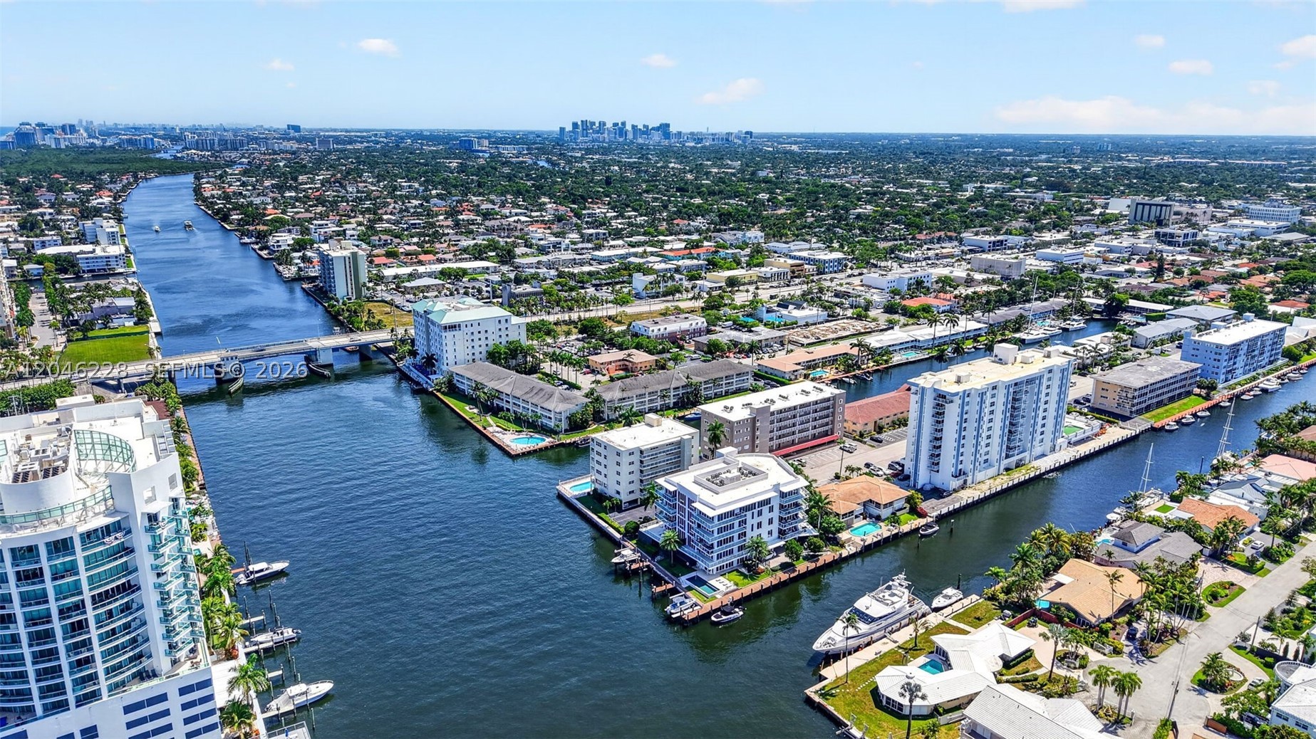 33 INTRACOASTAL CONDOMINI - Residential
