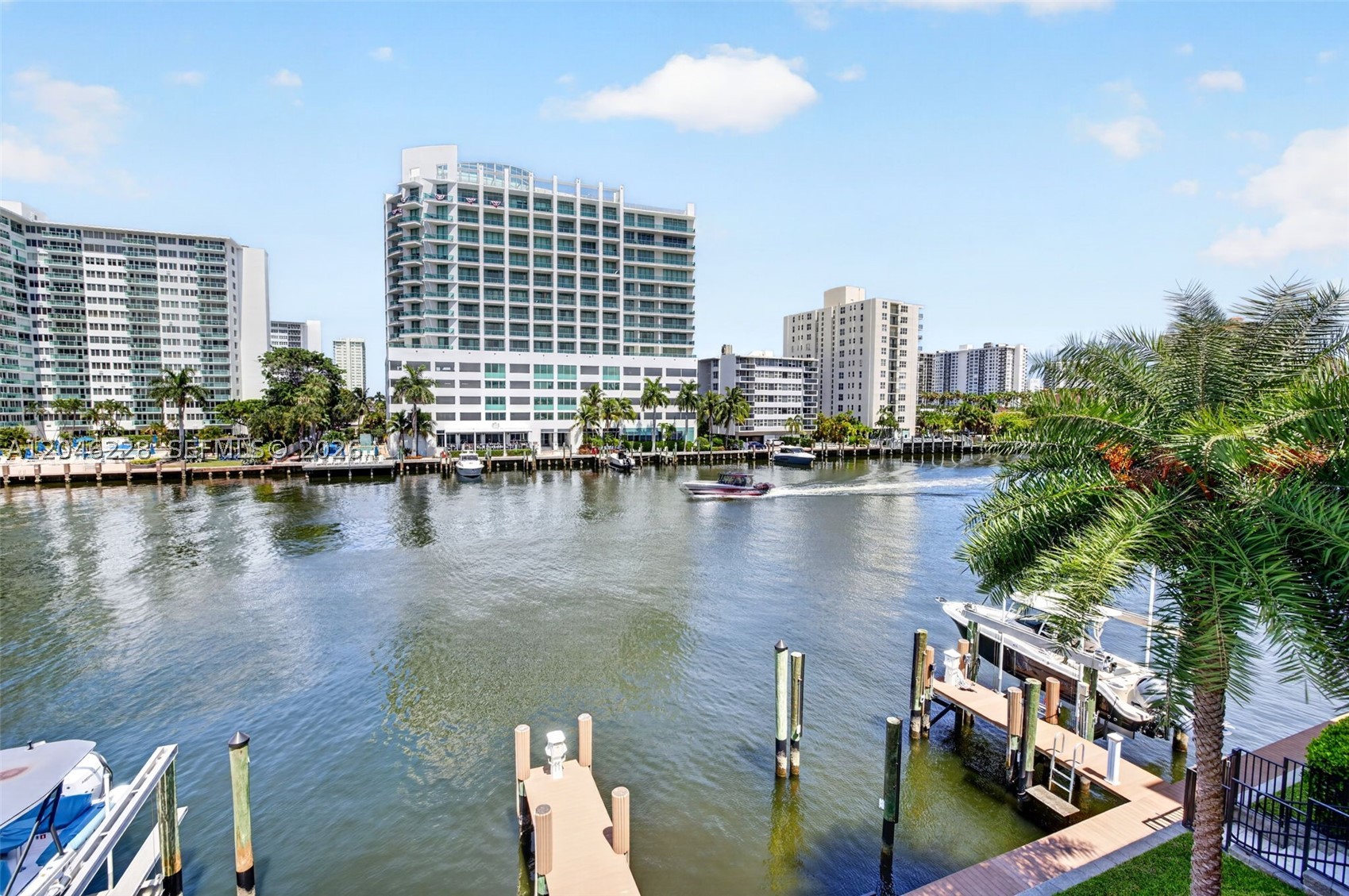 33 INTRACOASTAL CONDOMINI - Residential