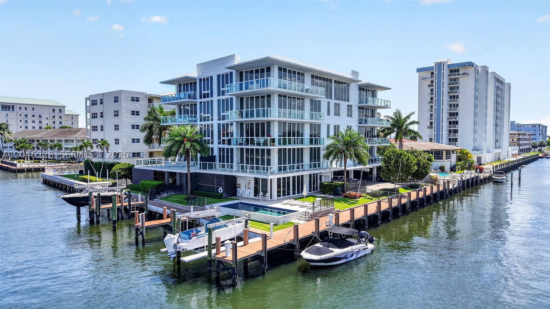 33 INTRACOASTAL CONDOMINI - Residential