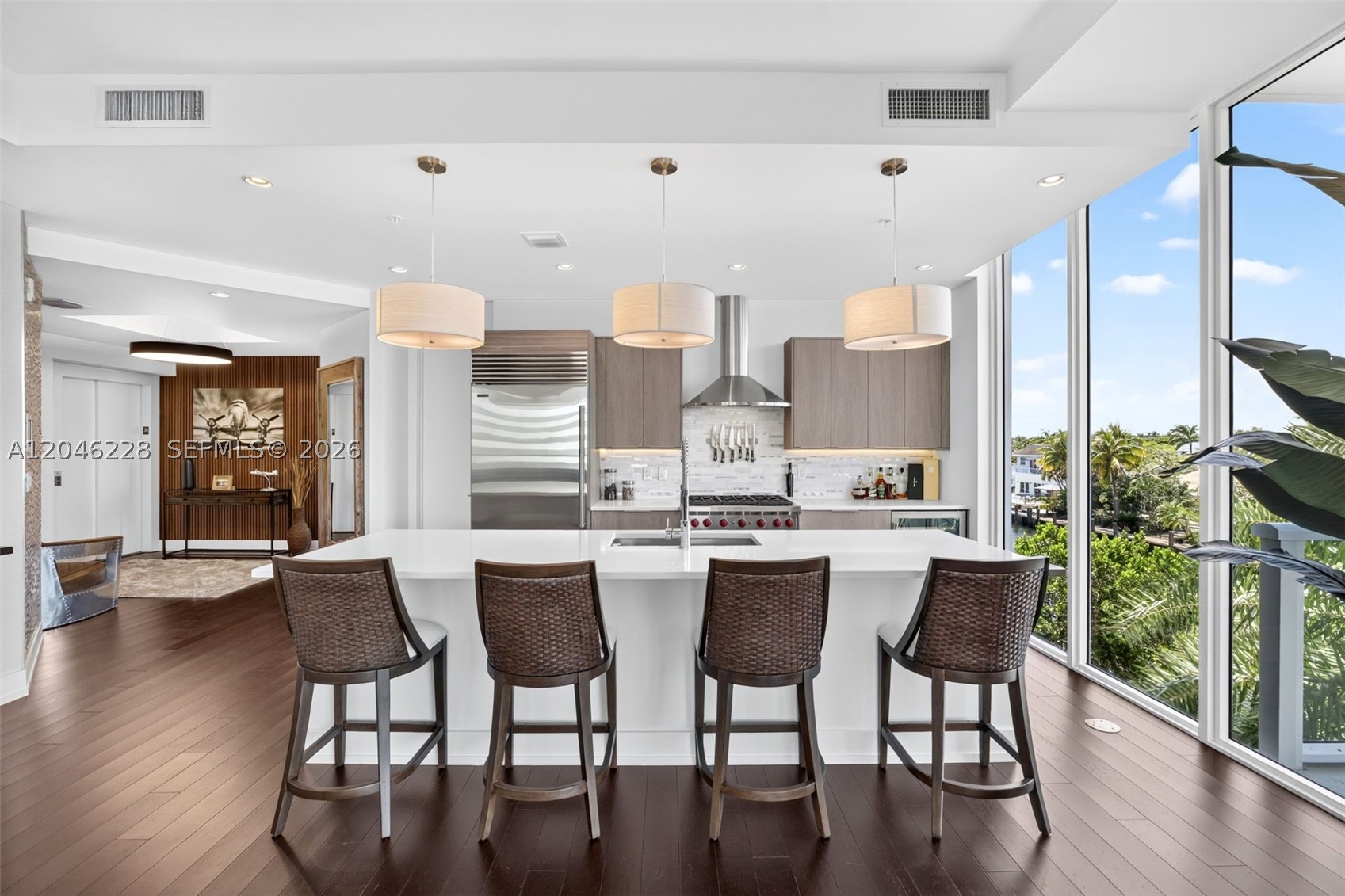 33 INTRACOASTAL CONDOMINI - Residential