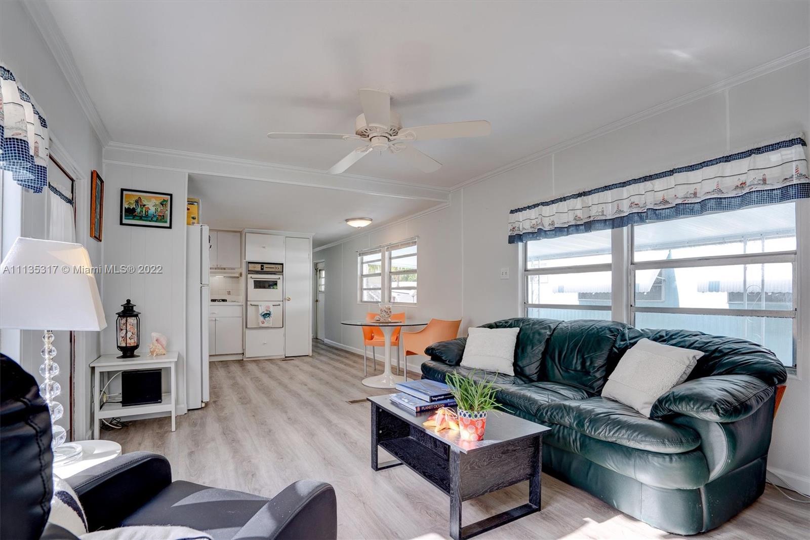 HARBORAGE, THE - Residential