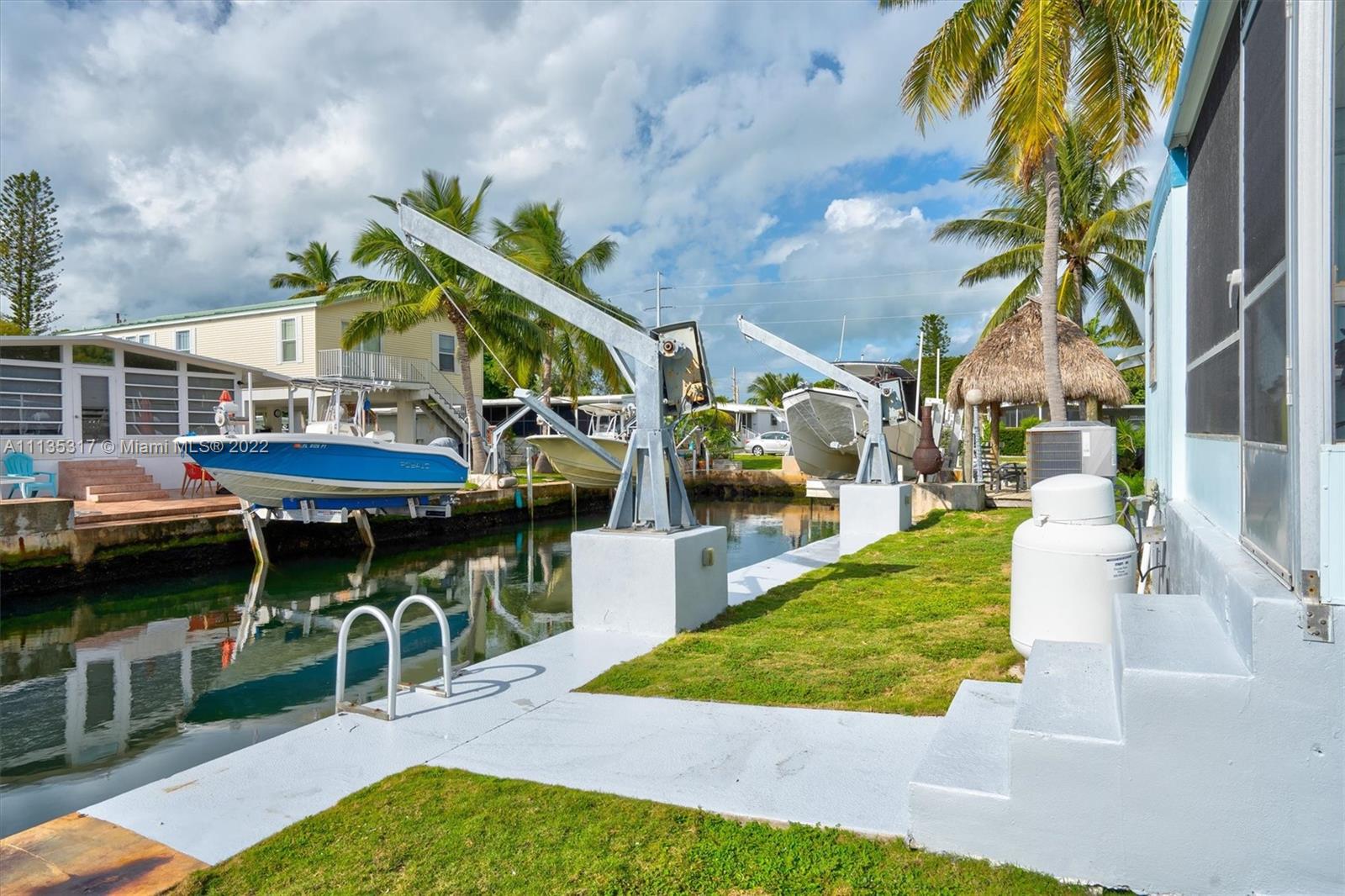 HARBORAGE, THE - Residential