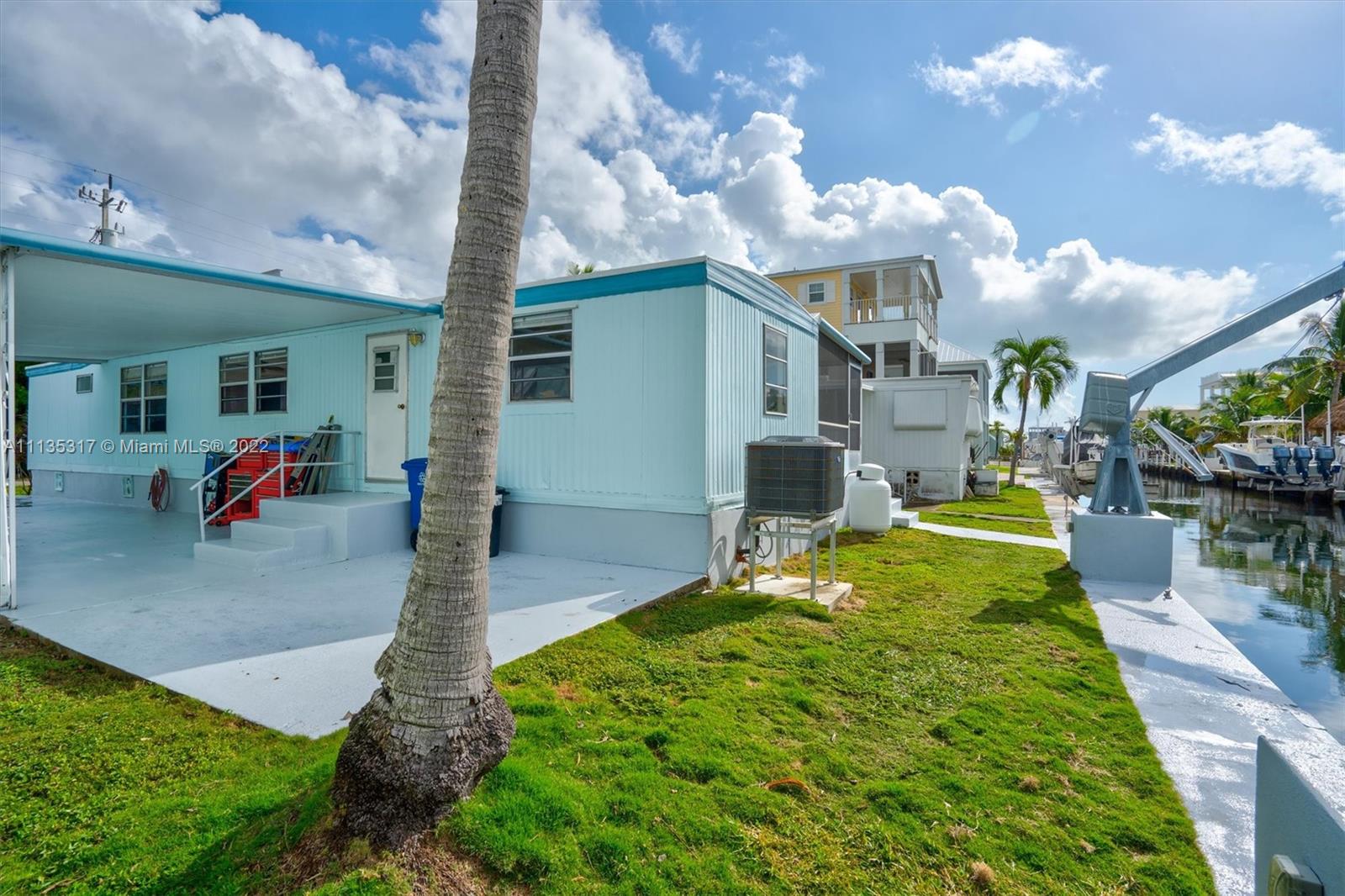HARBORAGE, THE - Residential