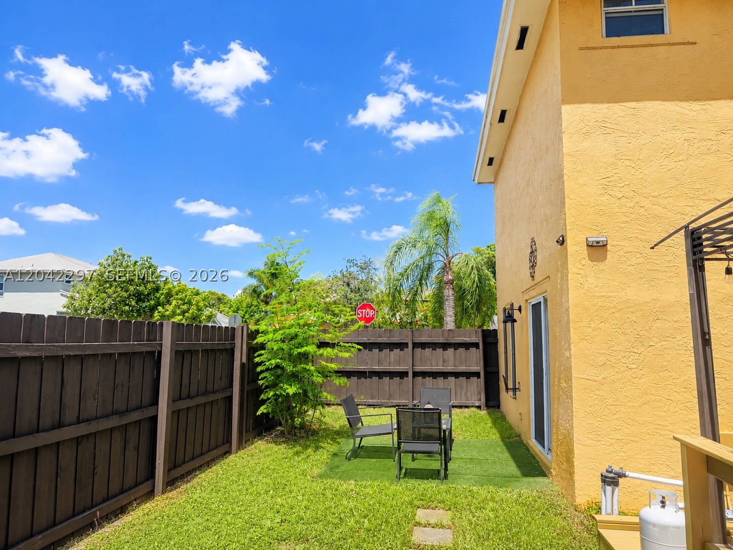 VILLAS AT WOODLAND GREENS - Residential