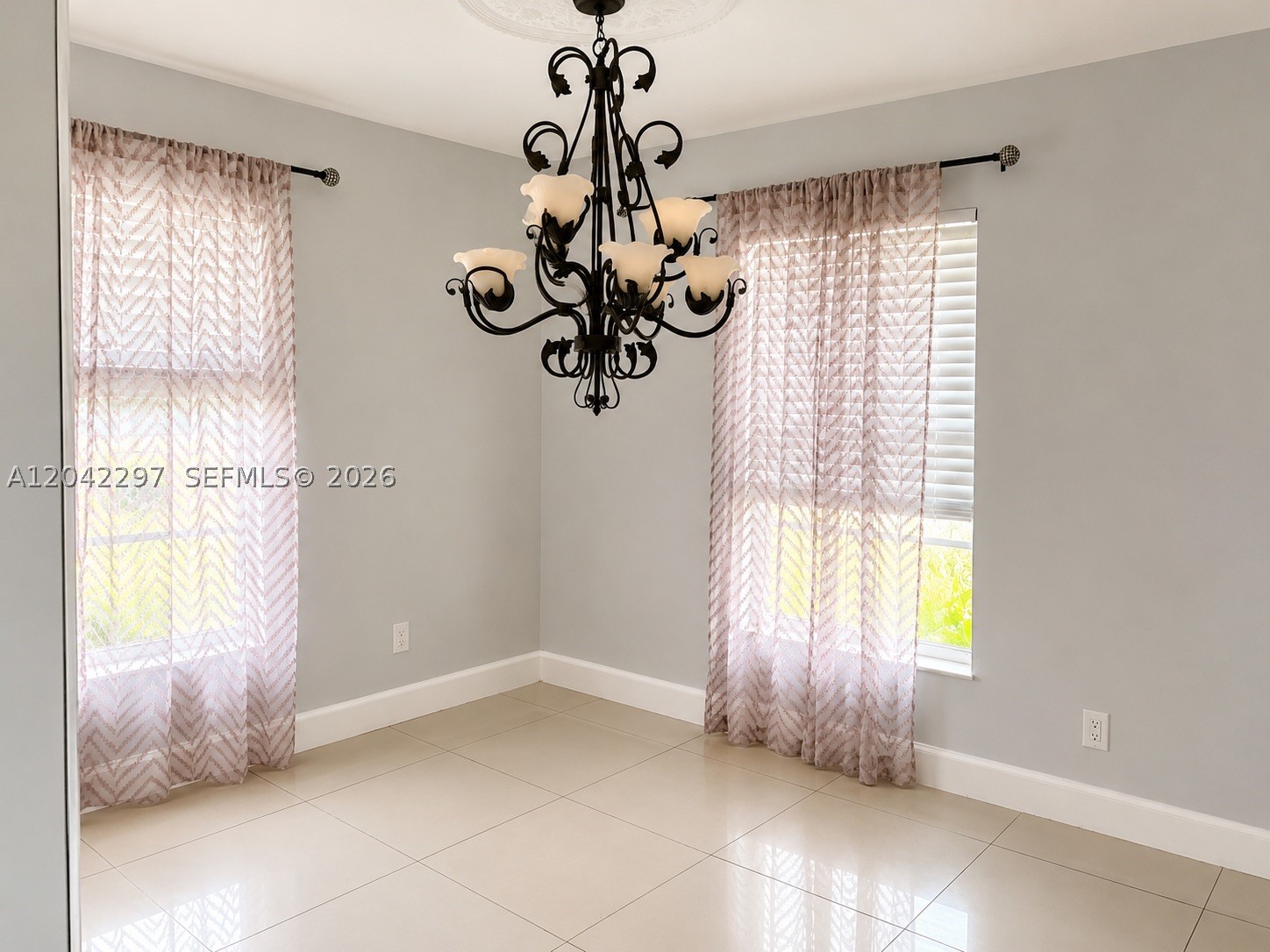 VILLAS AT WOODLAND GREENS - Residential