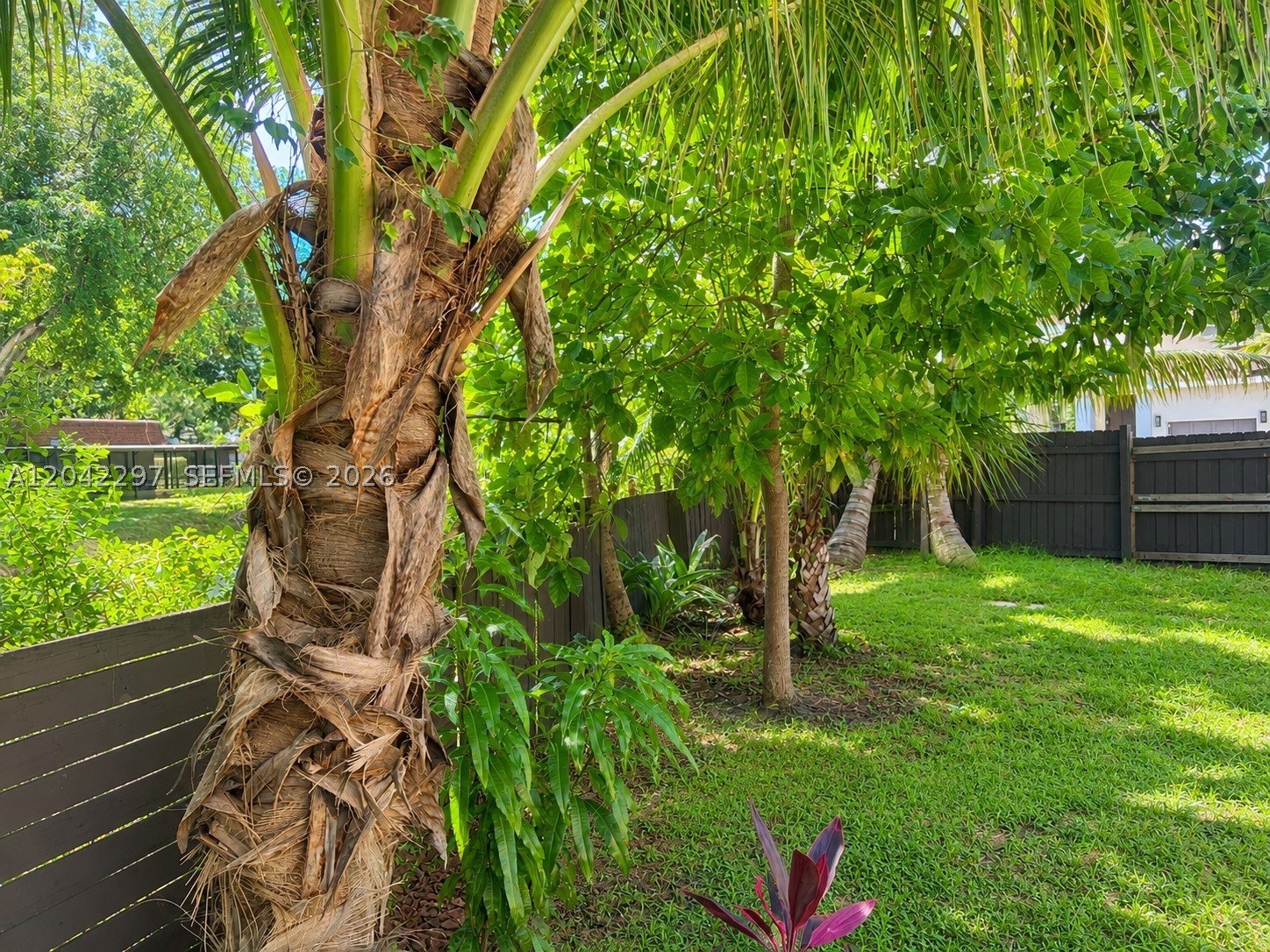 VILLAS AT WOODLAND GREENS - Residential