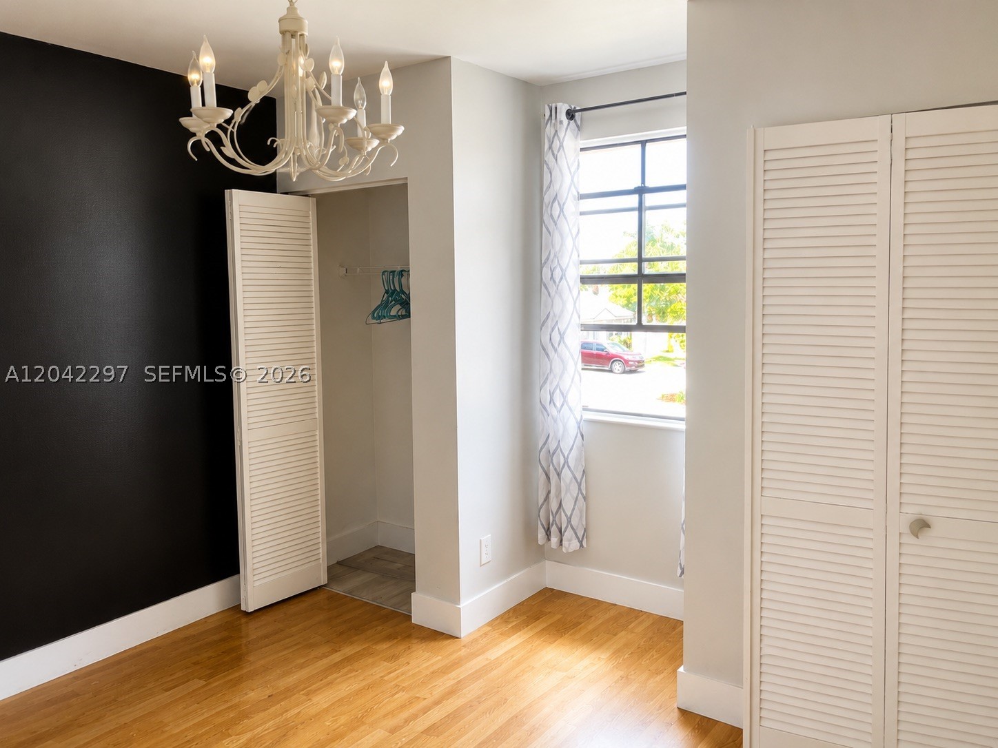 VILLAS AT WOODLAND GREENS - Residential