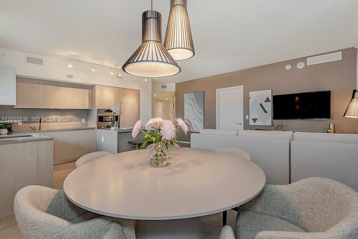 4010 SOUTH OCEAN CONDO - Residential