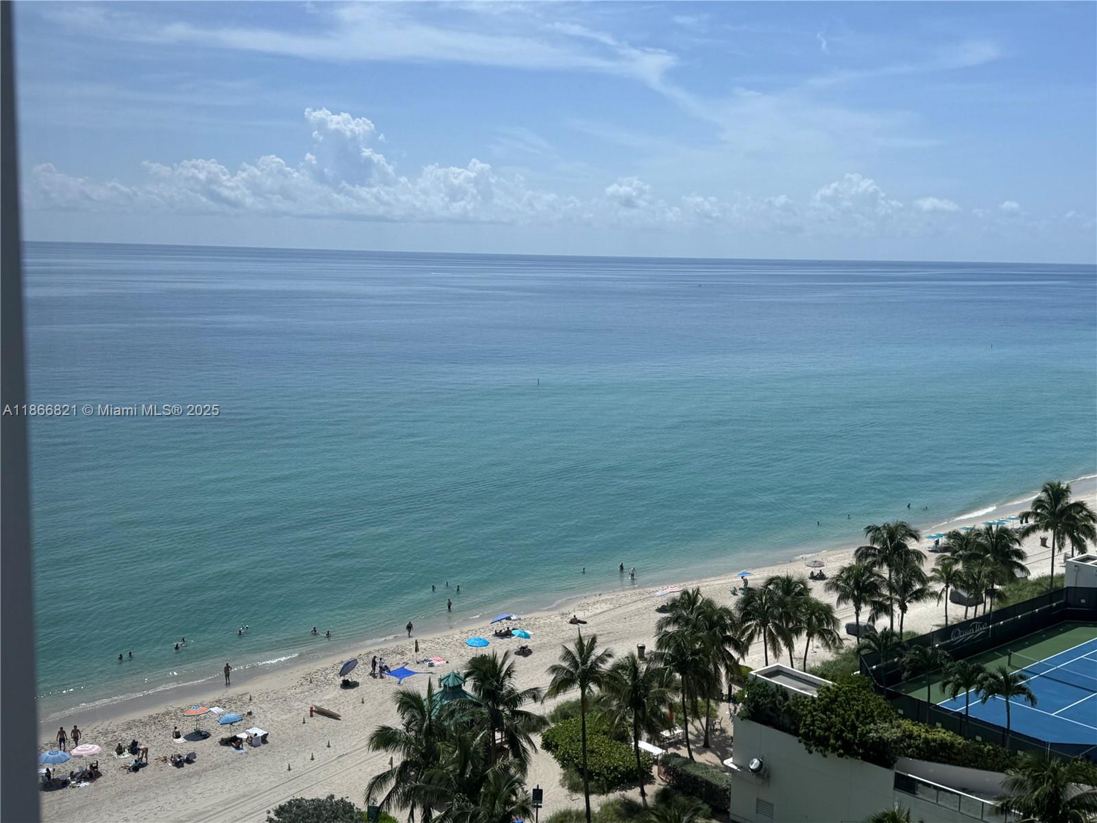 THE AVENTURA BEACH CLUB C - Residential