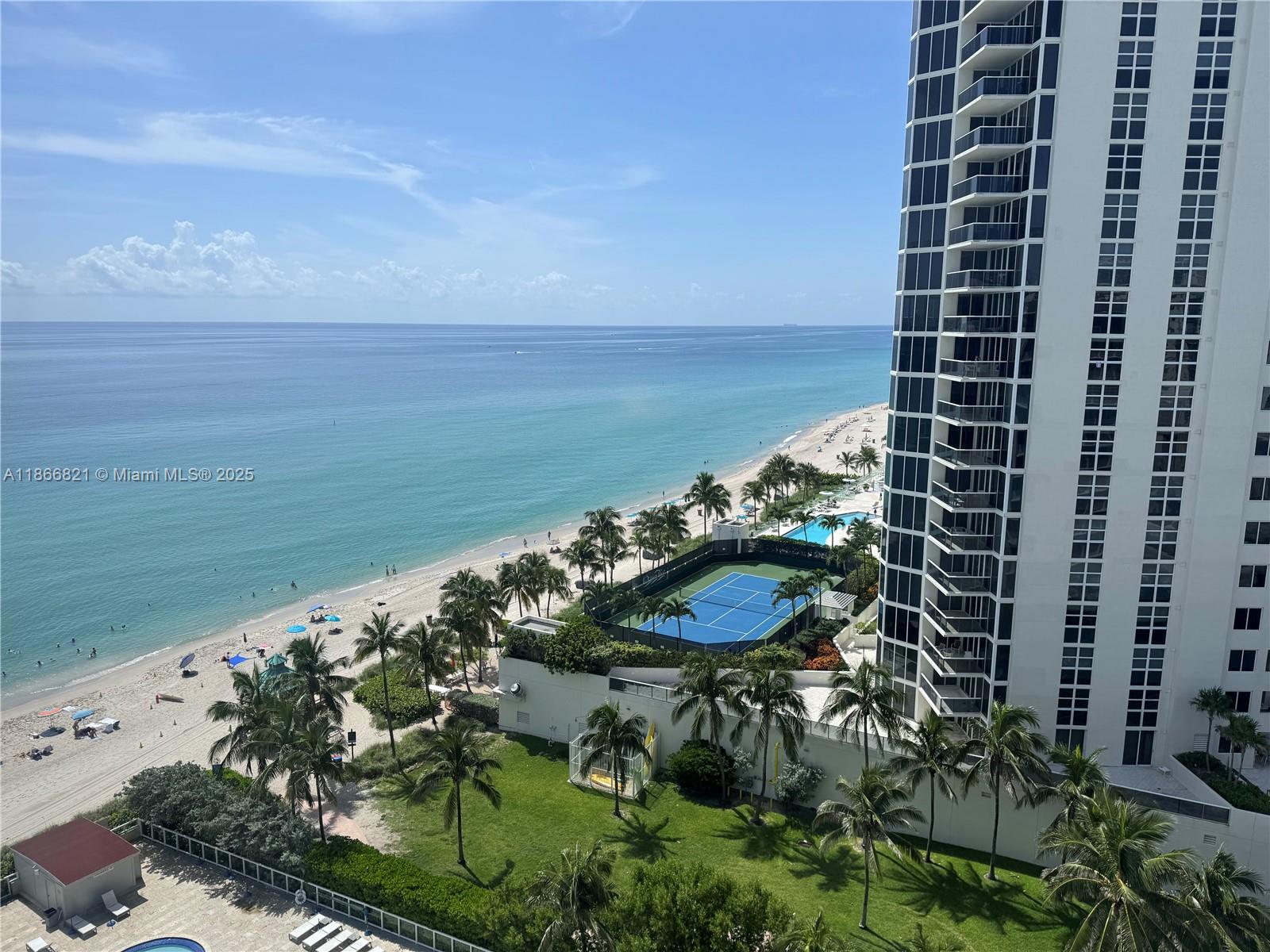 THE AVENTURA BEACH CLUB C - Residential