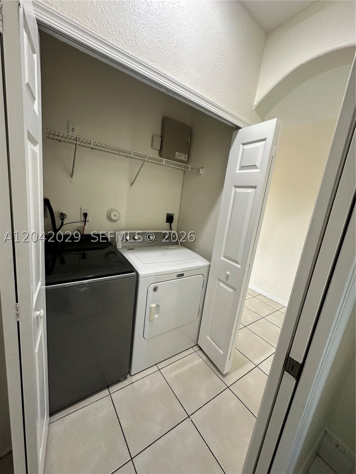 SHOMA TOWNHOMES AT KEYSCO - Residential Lease