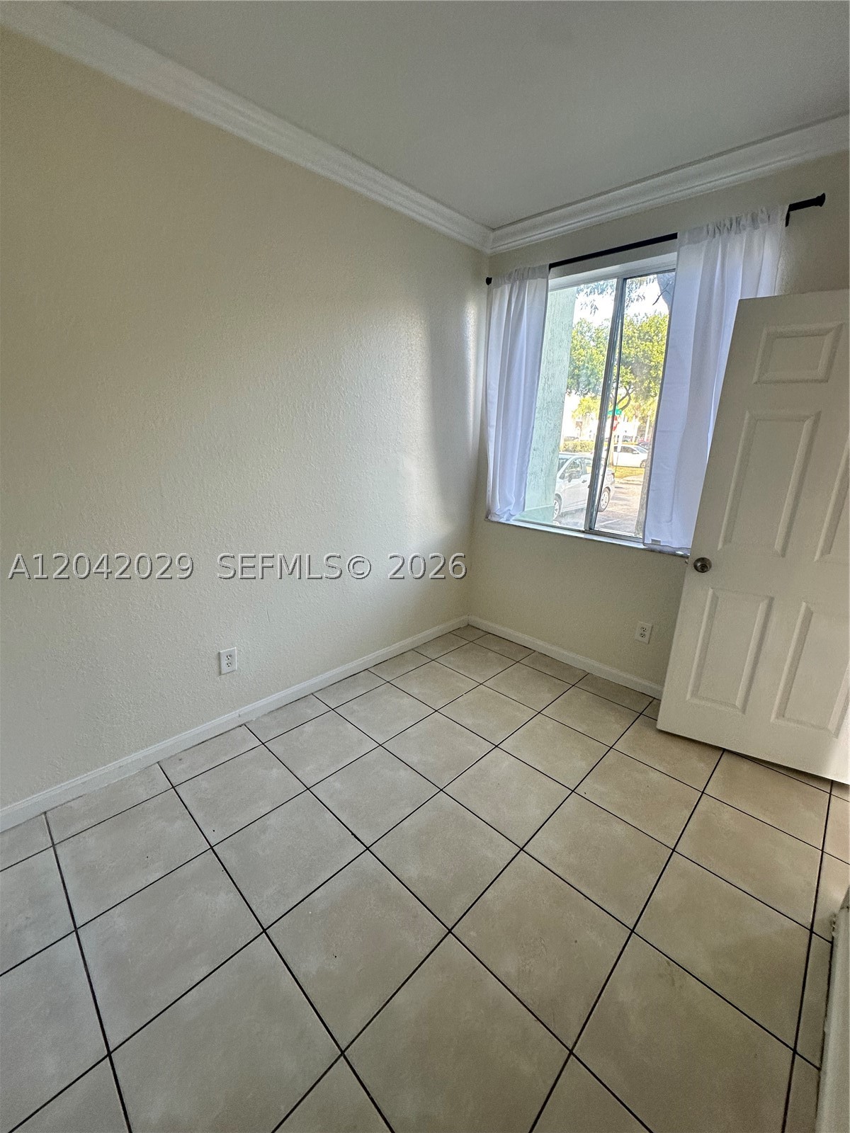 SHOMA TOWNHOMES AT KEYSCO - Residential Lease