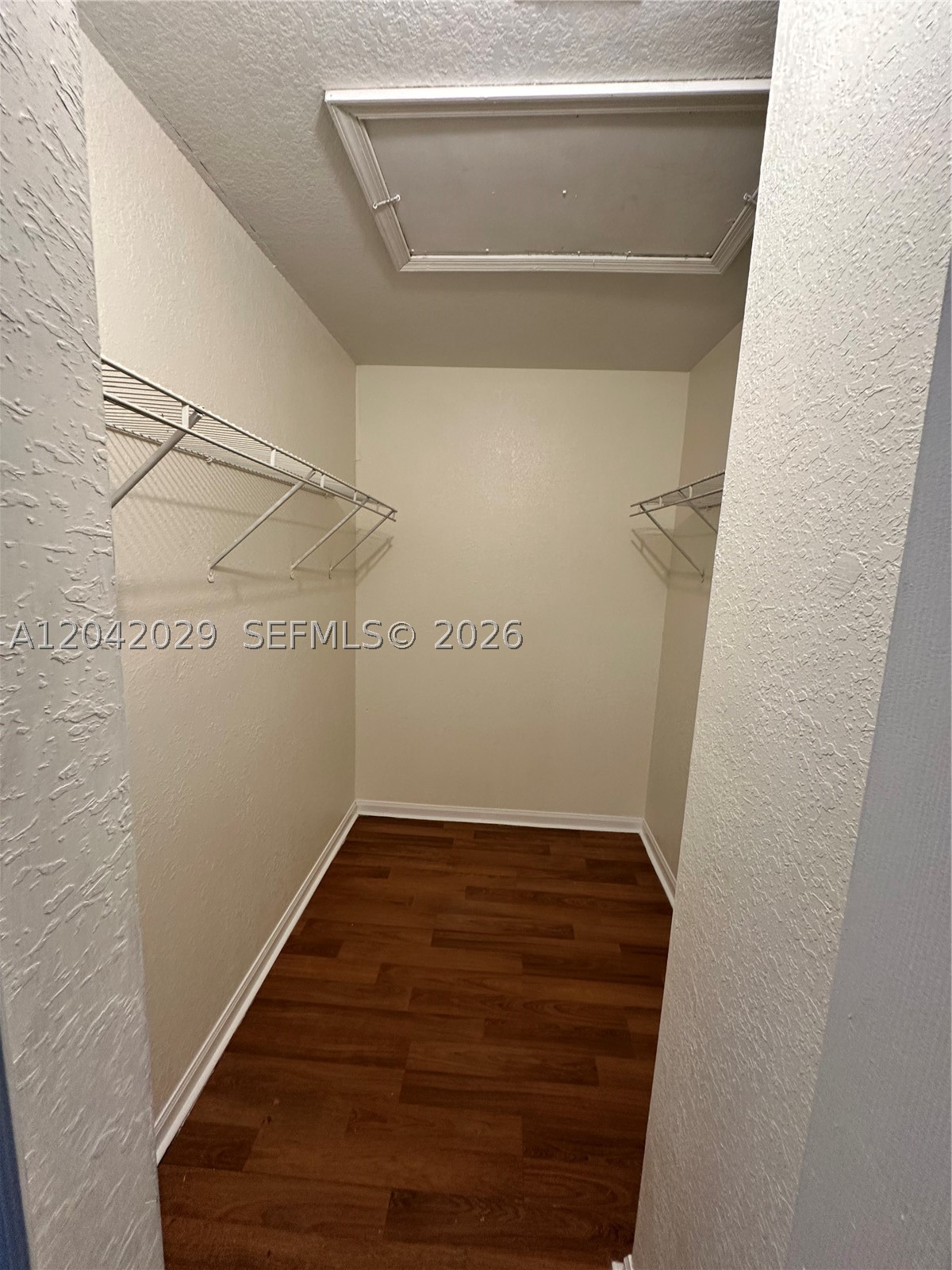 SHOMA TOWNHOMES AT KEYSCO - Residential Lease