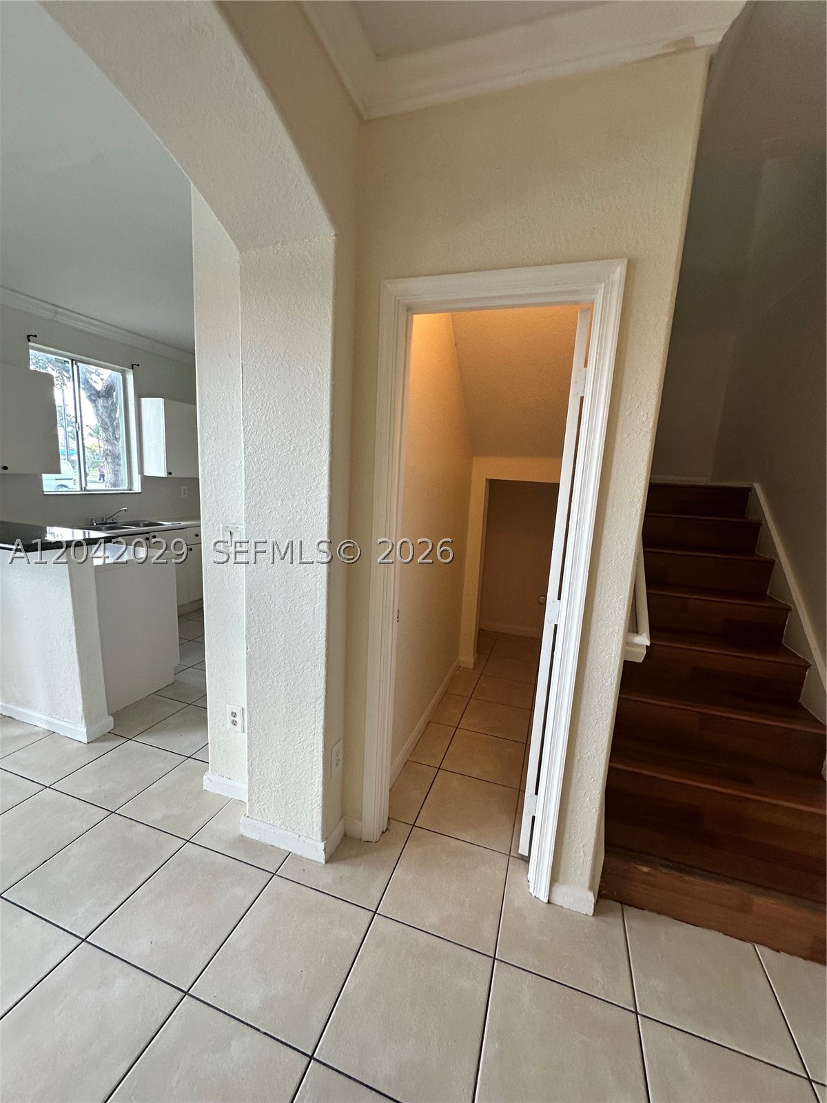 SHOMA TOWNHOMES AT KEYSCO - Residential Lease