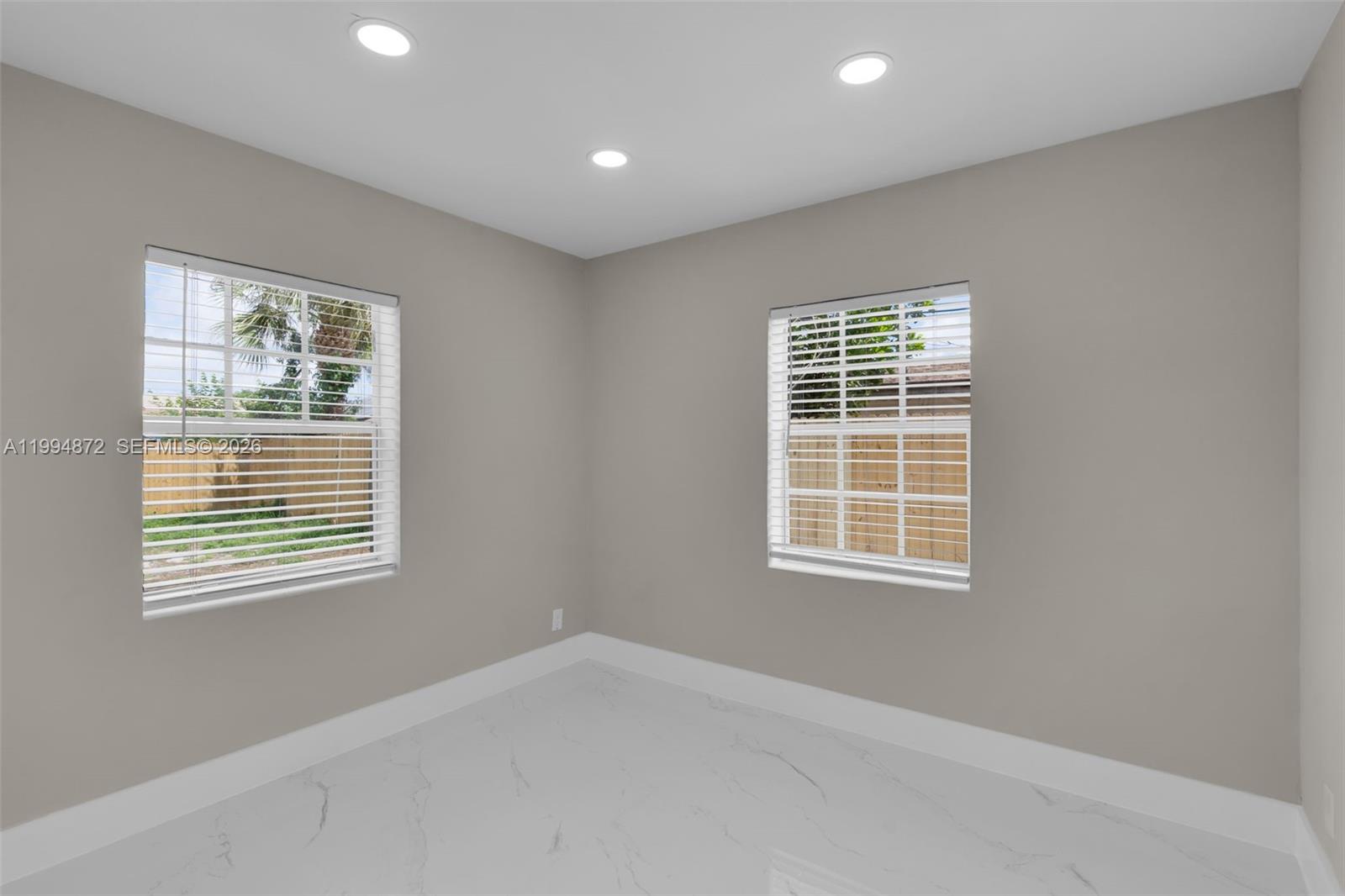 DAVIS - Residential