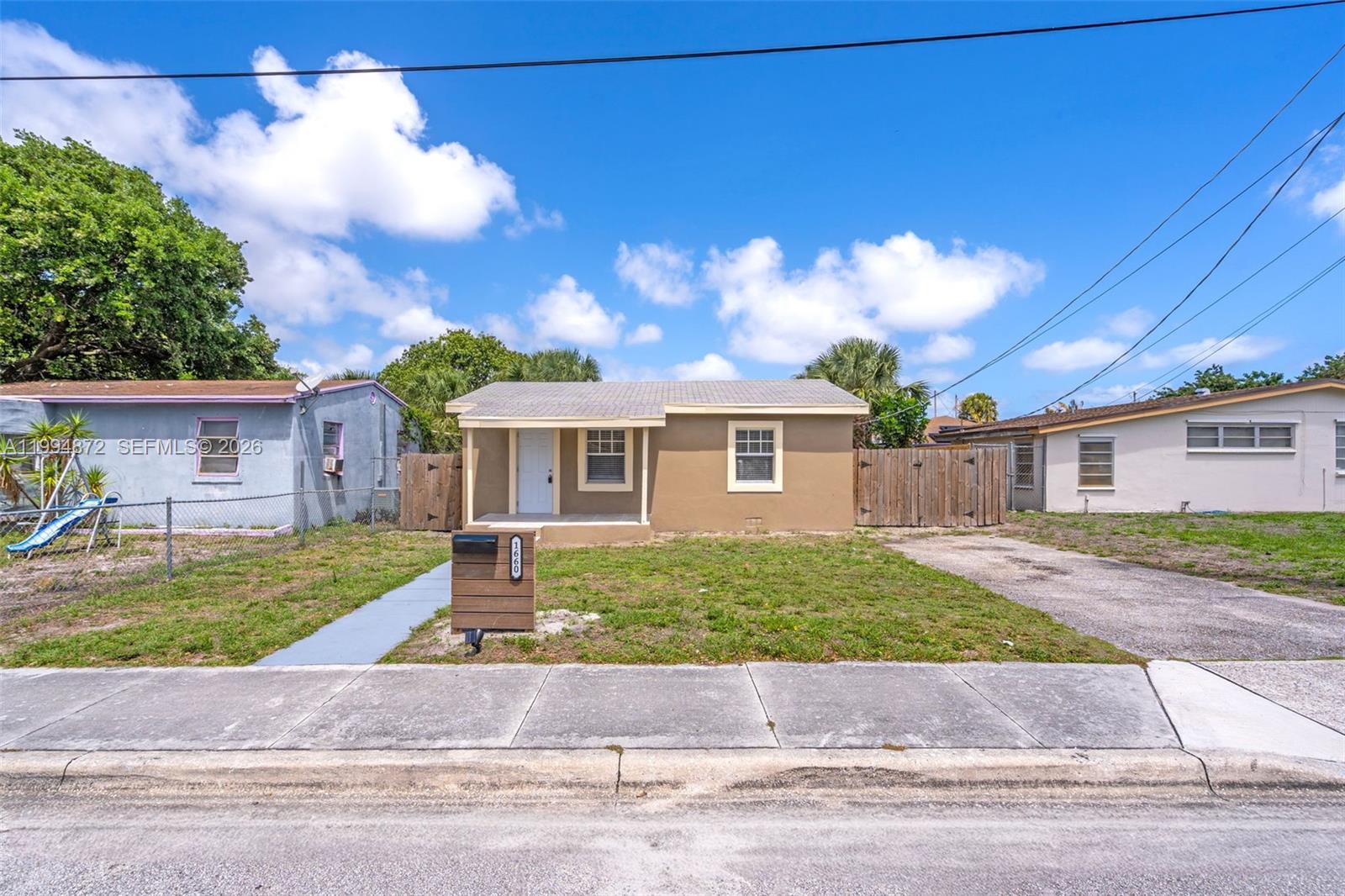 DAVIS - Residential