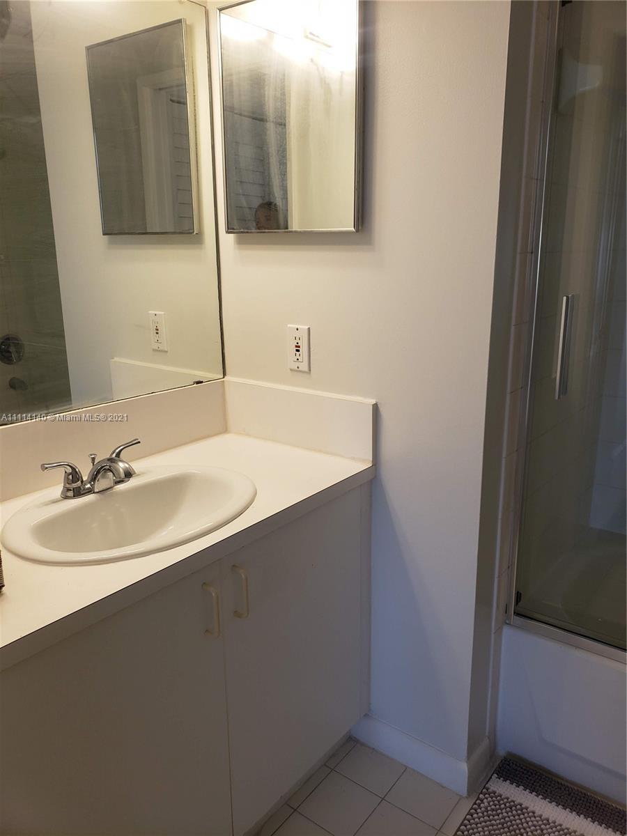THE YACHT CLUB AT AVENTUR - Residential Lease